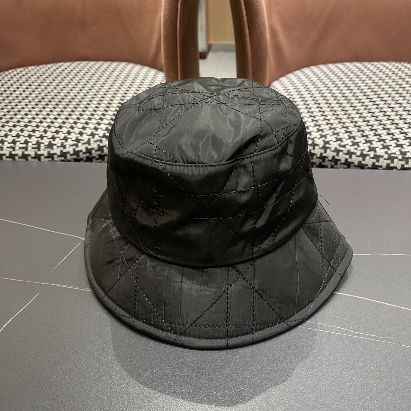 原单品质【迪奥DIOR】官网同步上线 韩版新款英式运动款重工定制款1:1原单品质 男女通用渔夫原版质量专