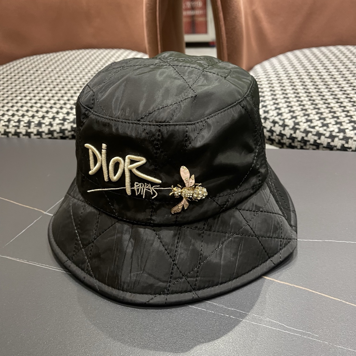 原单品质【迪奥DIOR】官网同步上线 韩版新款英式运动款重工定制款1:1原单品质 男女通用渔夫原版质量专