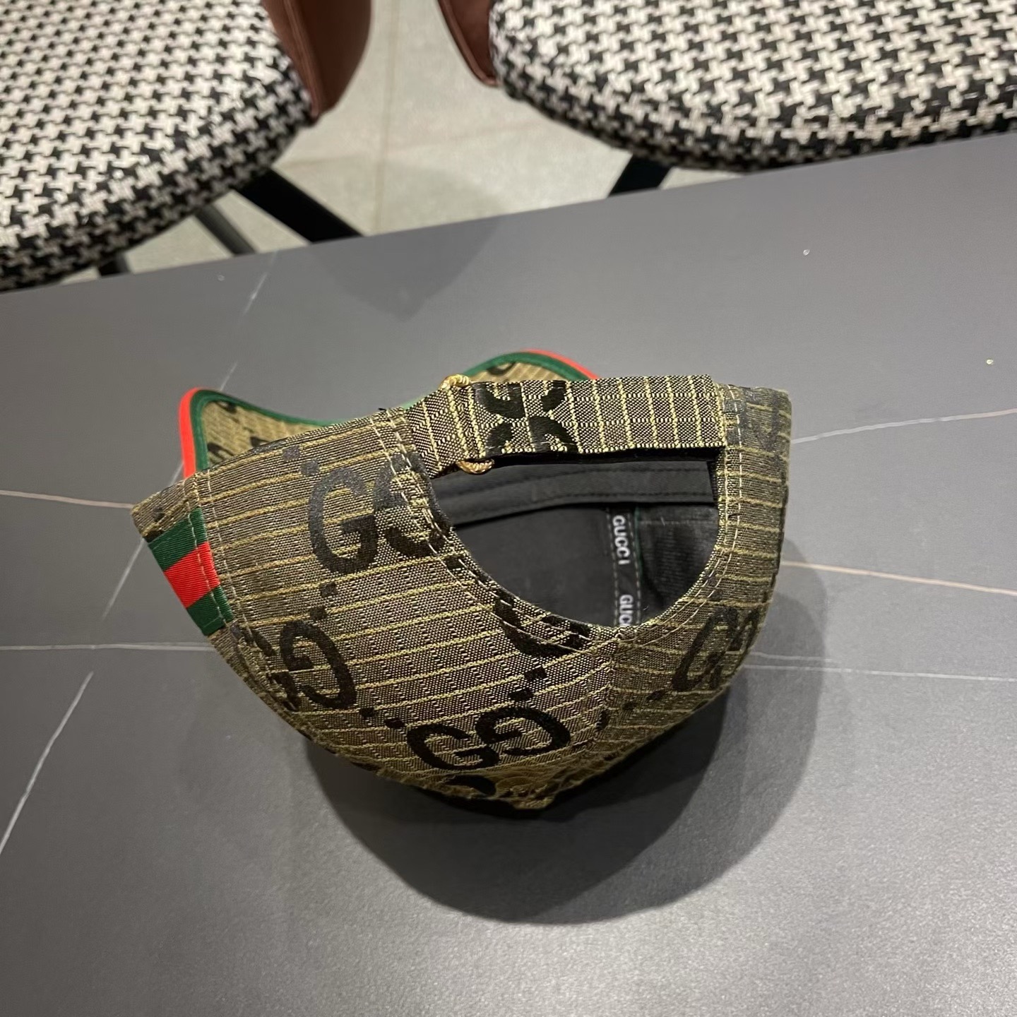 Gucci(古奇)经典原单棒球帽😍原版帆布轻盈透气！实物拍摄，四季百搭男女适用，基础头围56，贴片可调节