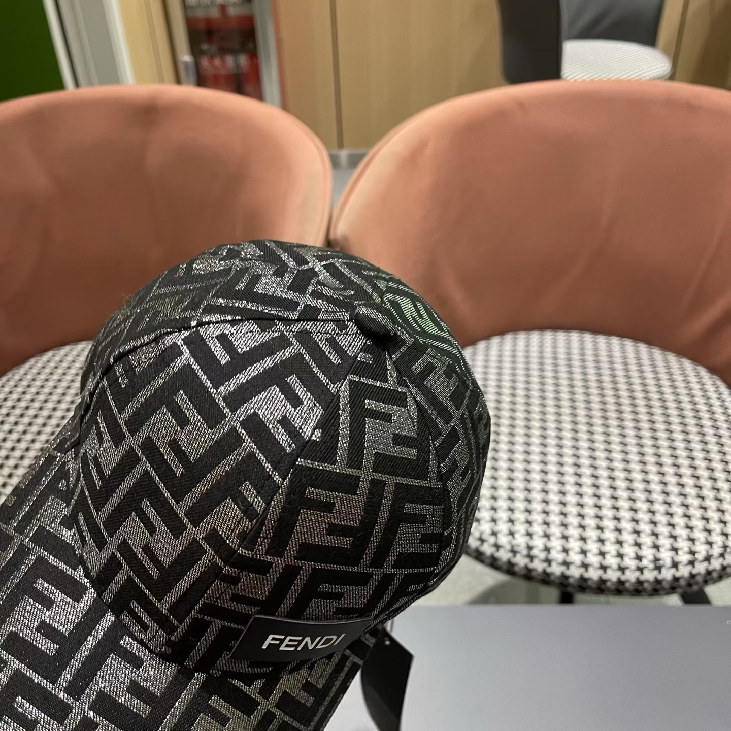 P FENDI芬迪 系列棒球帽🧢 经典FF中古单品，气质穿搭单品，质量杠杠