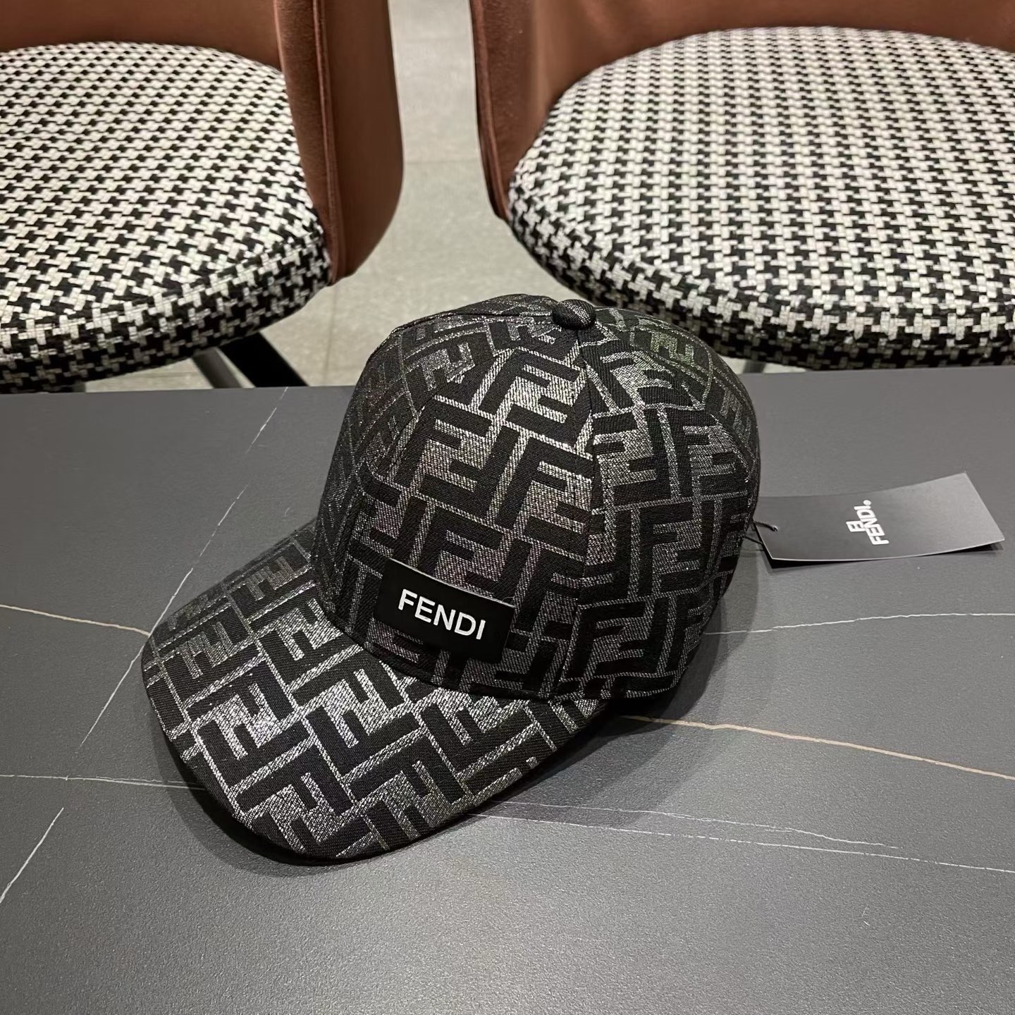 P FENDI芬迪 系列棒球帽🧢 经典FF中古单品，气质穿搭单品，质量杠杠
