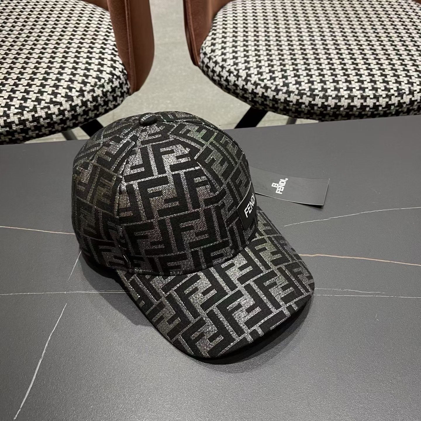 P FENDI芬迪 系列棒球帽🧢 经典FF中古单品，气质穿搭单品，质量杠杠