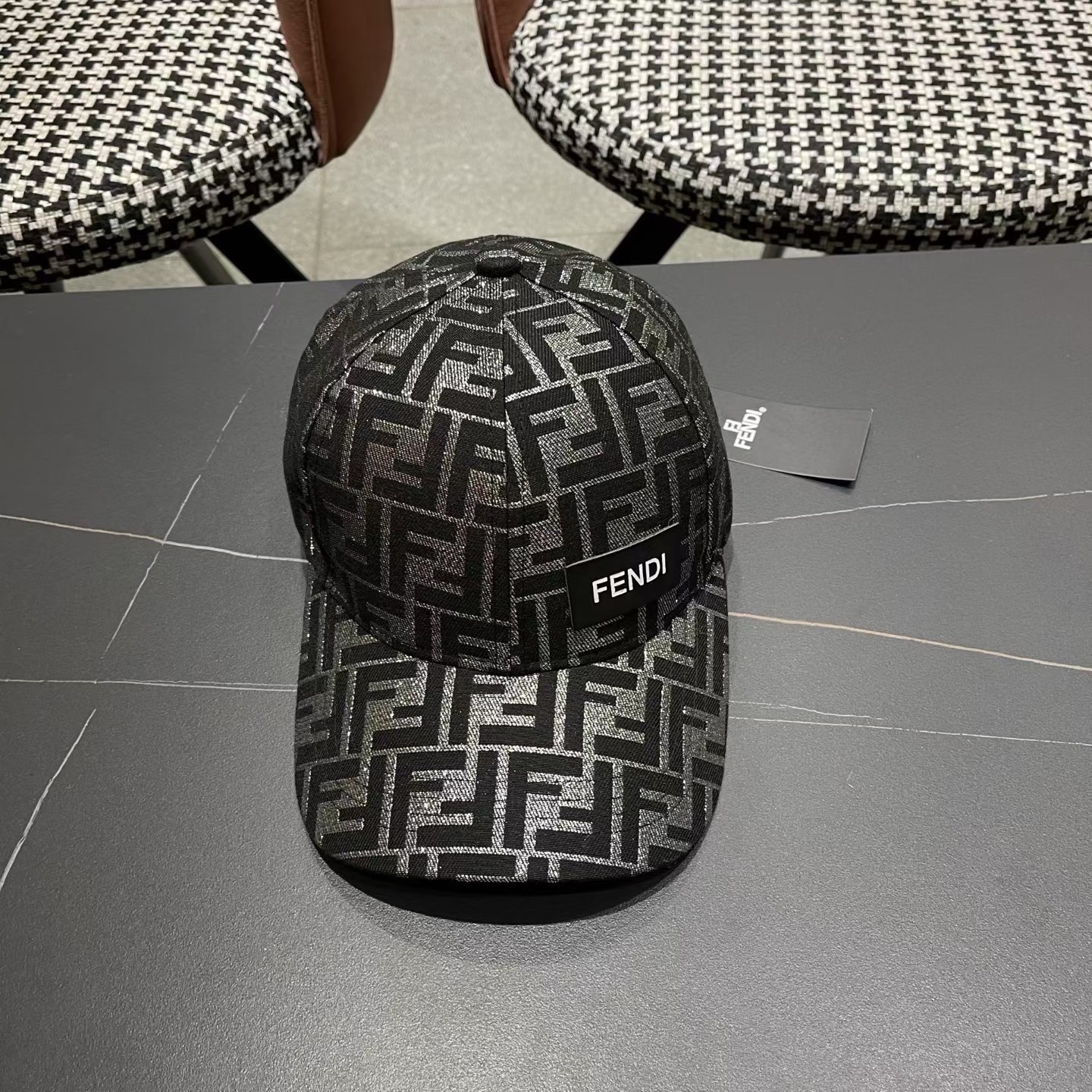 P FENDI芬迪 系列棒球帽🧢 经典FF中古单品，气质穿搭单品，质量杠杠