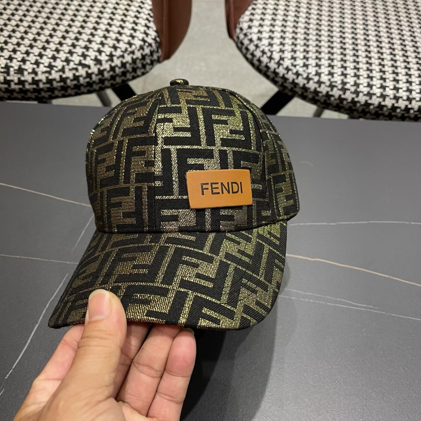 FENDI芬迪 系列棒球帽🧢 经典FF中古单品，气质穿搭单品，质量杠杠