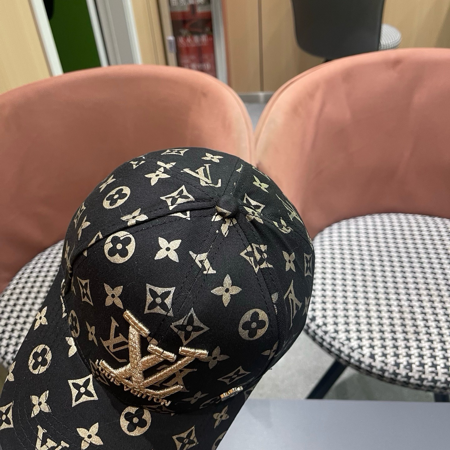 🧢LV路易威登🧢 官网高版出货，经典棒球帽，非常经典的经典，流行的复古美，四季可用，出门必备，非常显脸小