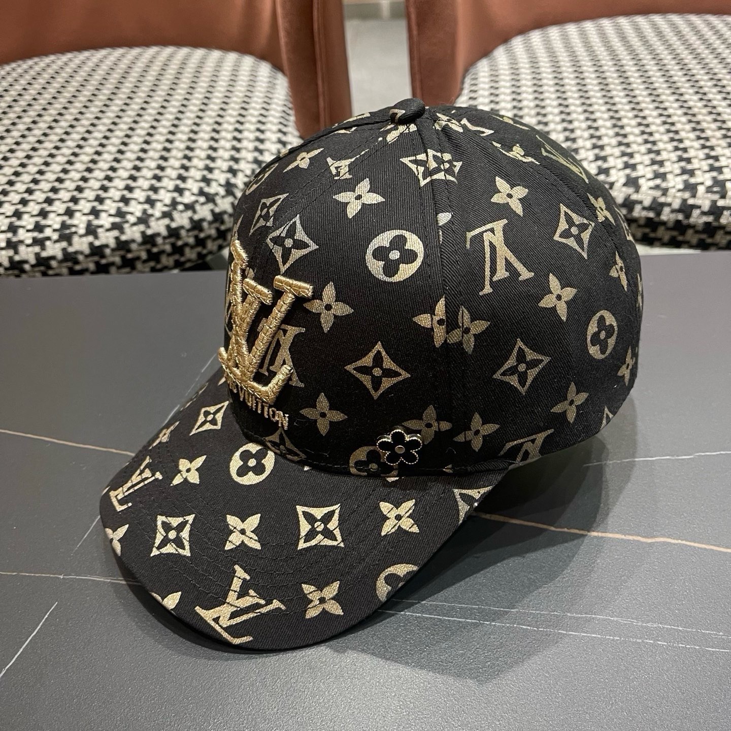🧢LV路易威登🧢 官网高版出货，经典棒球帽，非常经典的经典，流行的复古美，四季可用，出门必备，非常显脸小