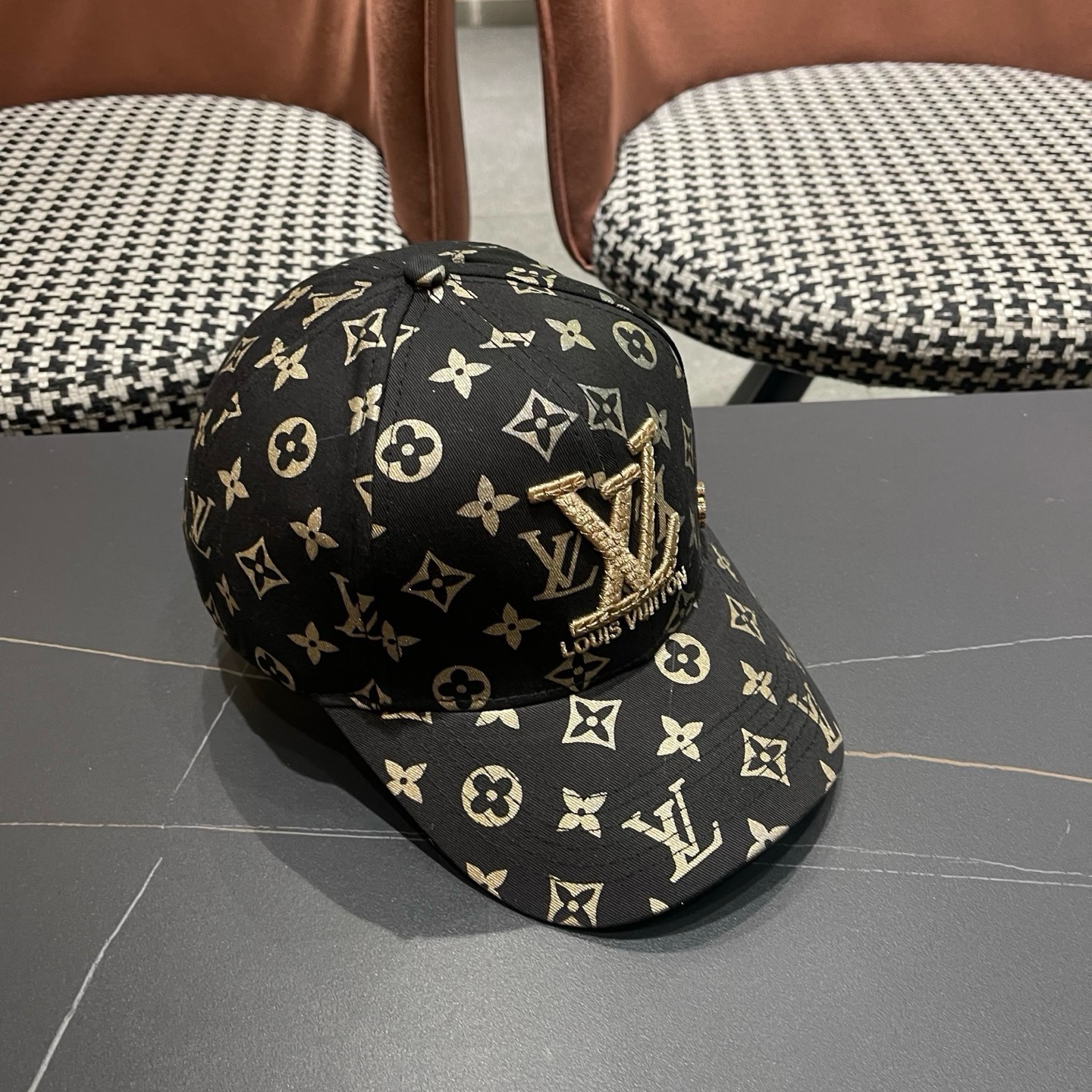 🧢LV路易威登🧢 官网高版出货，经典棒球帽，非常经典的经典，流行的复古美，四季可用，出门必备，非常显脸小