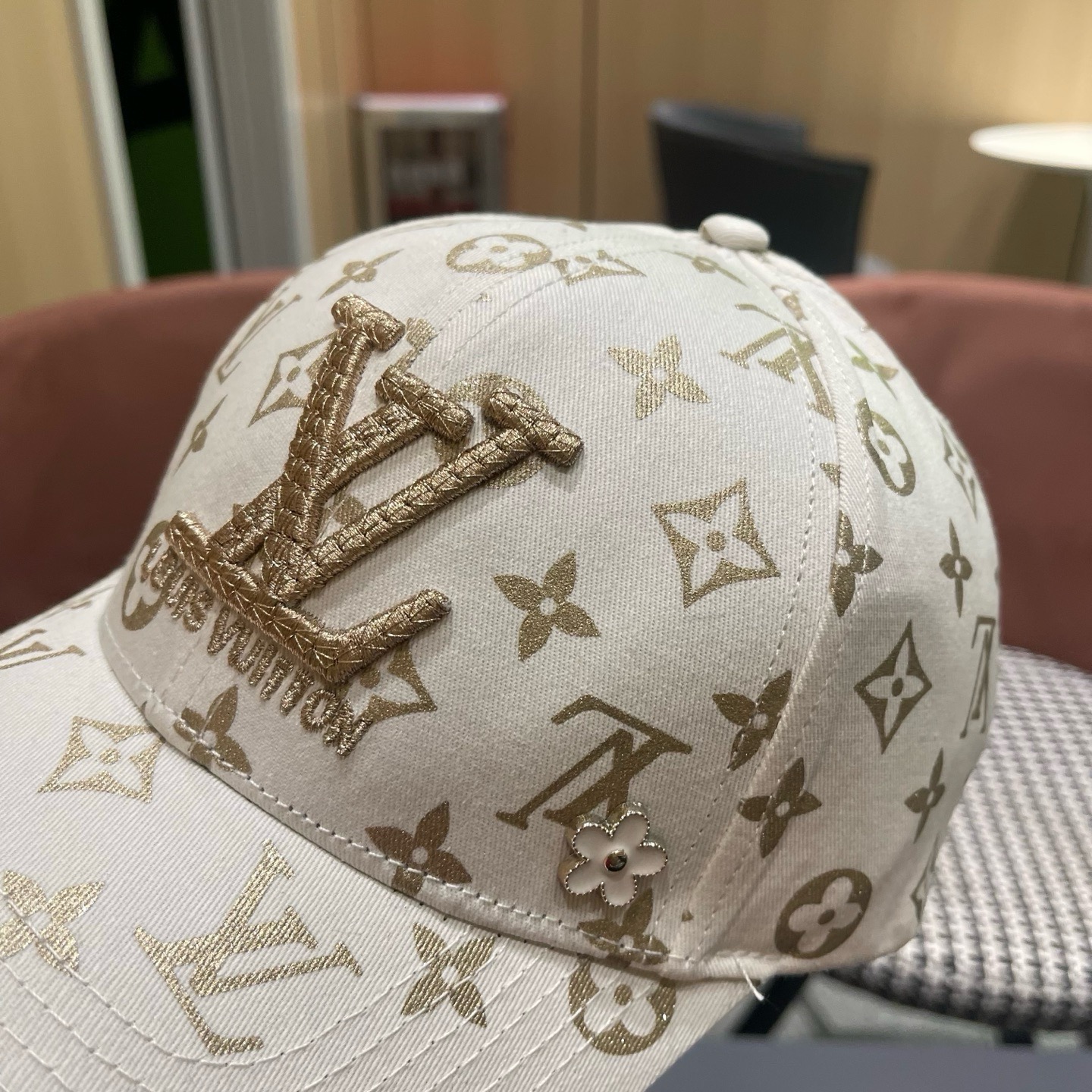 🧢LV路易威登🧢 官网高版出货，经典棒球帽，非常经典的经典，流行的复古美，四季可用，出门必备，非常显脸小