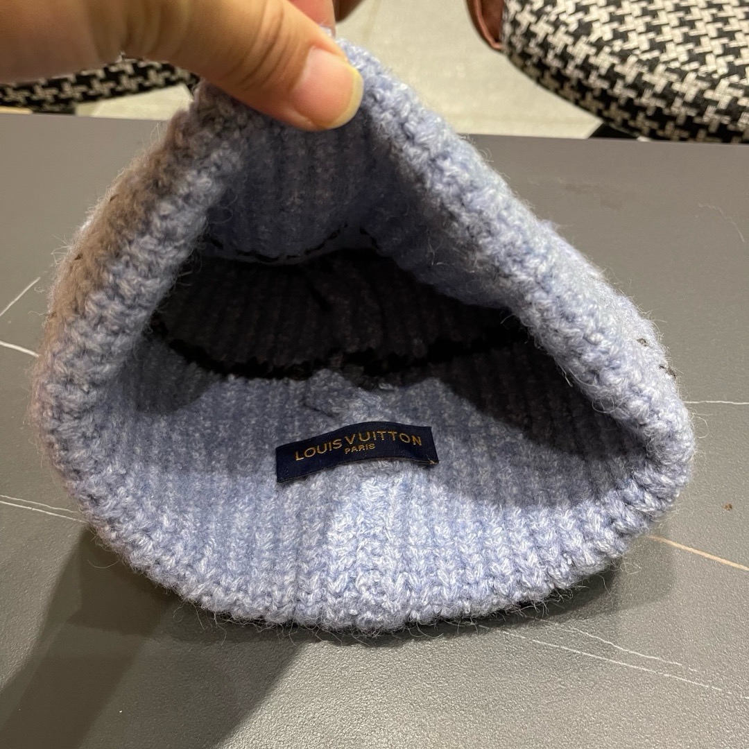 lv路易威登 帽子显脸小适合方圆脸韩系简约休闲毛线帽女秋冬百搭针织堆堆帽