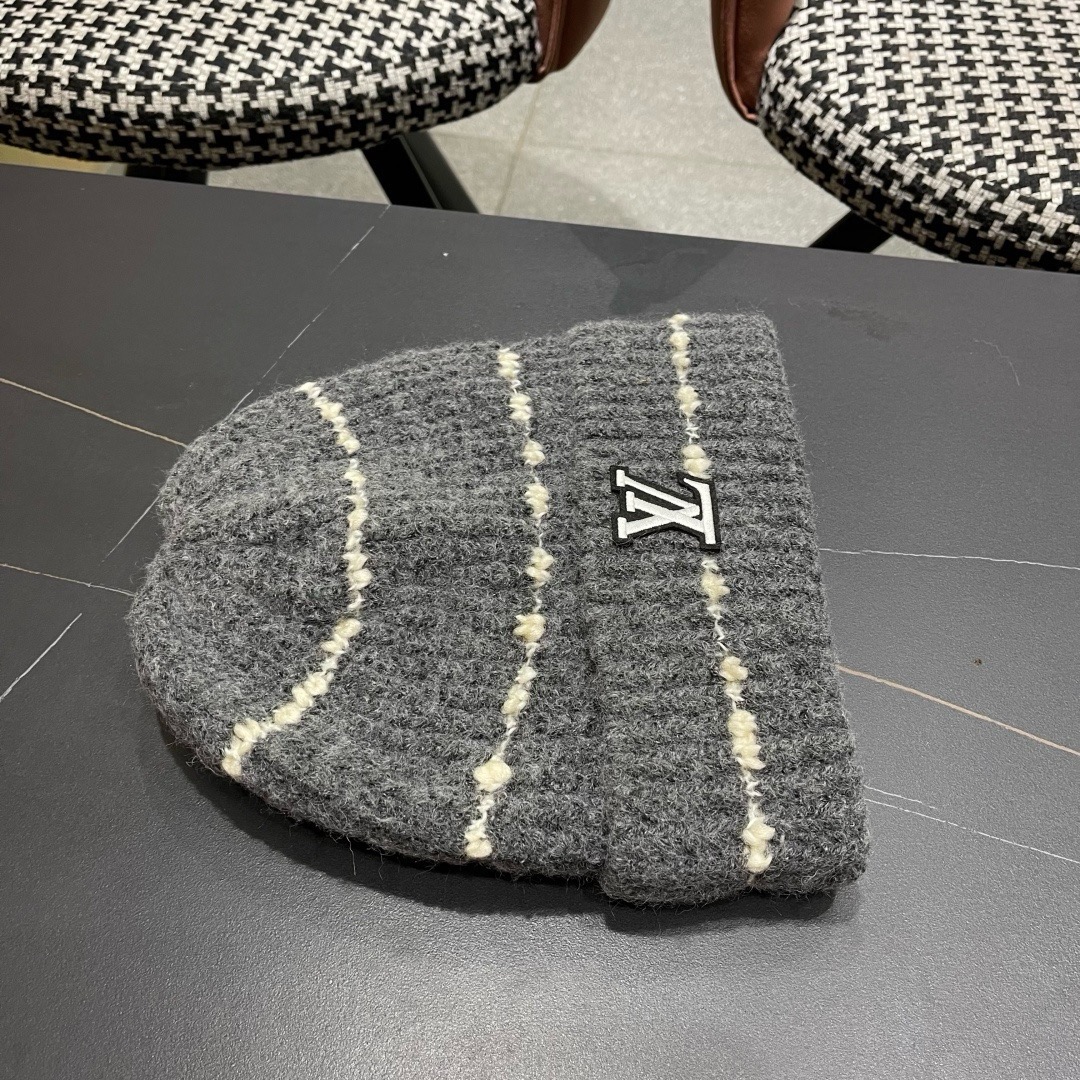 lv路易威登 帽子显脸小适合方圆脸韩系简约休闲毛线帽女秋冬百搭针织堆堆帽