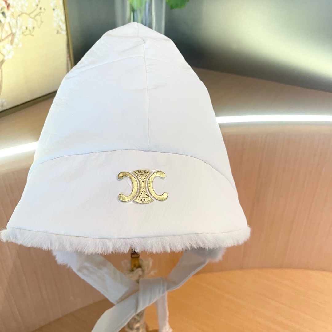 CELINE赛琳 新款秋冬不规则保暖护耳渔夫帽，