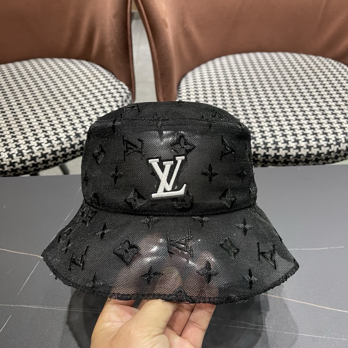 LV路易威登 蕾丝遮帽天帽子春夏薄款时尚女帽勾花夫帽时尚