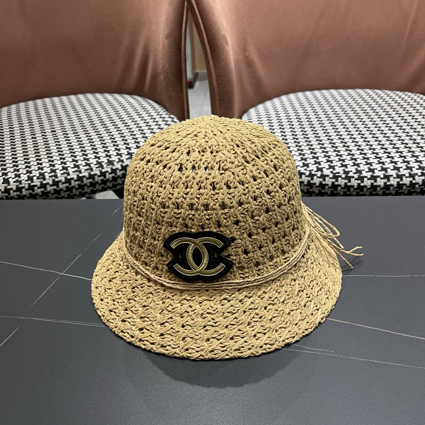 香奈儿CHANEL 渔夫帽女夏遮阳防晒草编日系透气镂空针织盆帽网红同款帽子 