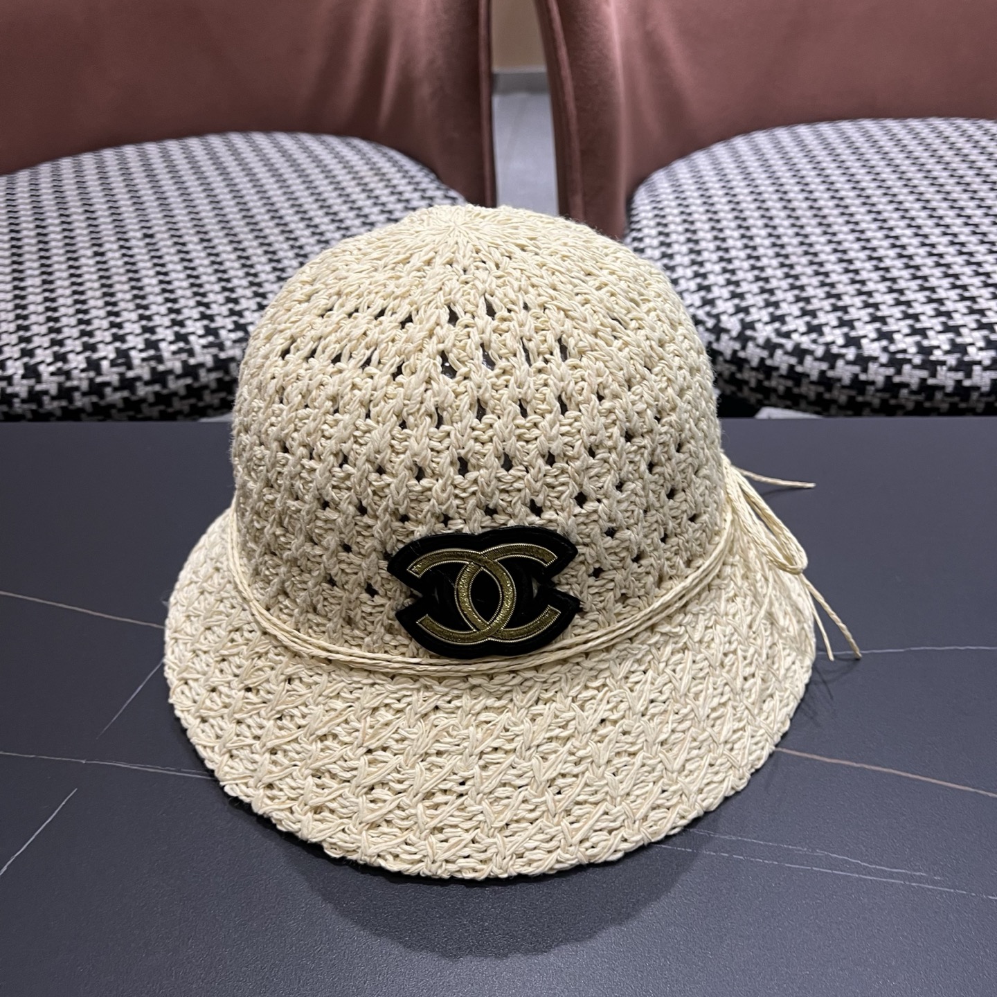 香奈儿CHANEL 渔夫帽女夏遮阳防晒草编日系透气镂空针织盆帽网红同款帽子 