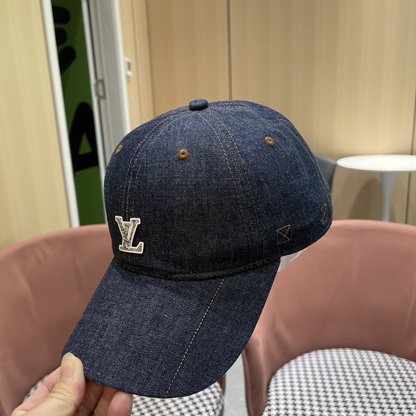 LV路易威登 新款复古牛仔棒球帽女百搭时尚宽檐显脸小大头围鸭舌帽子男潮