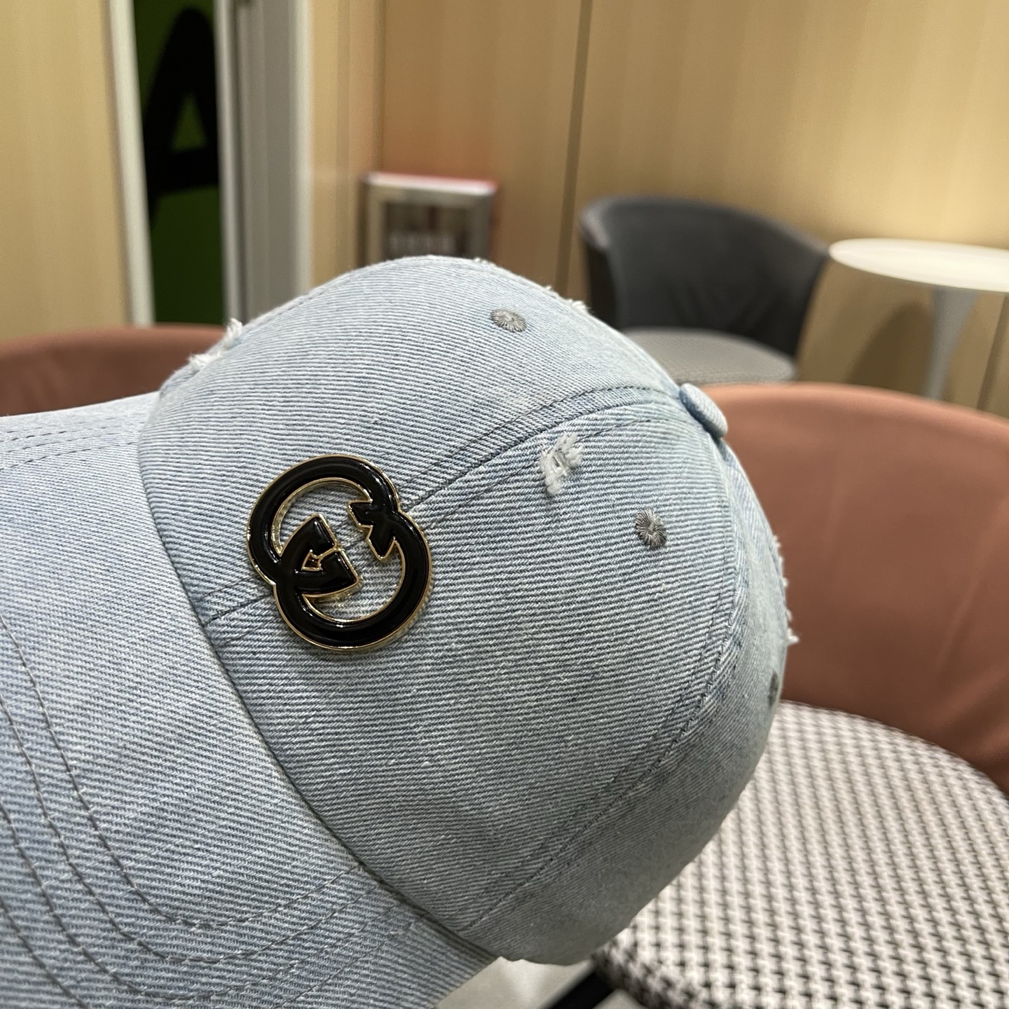 Gucci古奇新款甜辣风复古美式水洗牛仔黑色浅蓝磨破 薄款软顶弯檐棒球帽