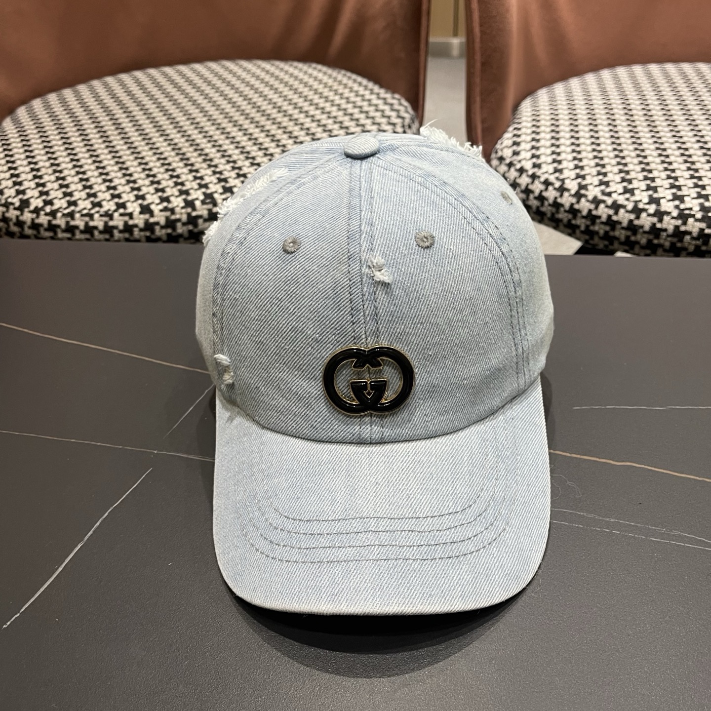 Gucci古奇新款甜辣风复古美式水洗牛仔黑色浅蓝磨破 薄款软顶弯檐棒球帽