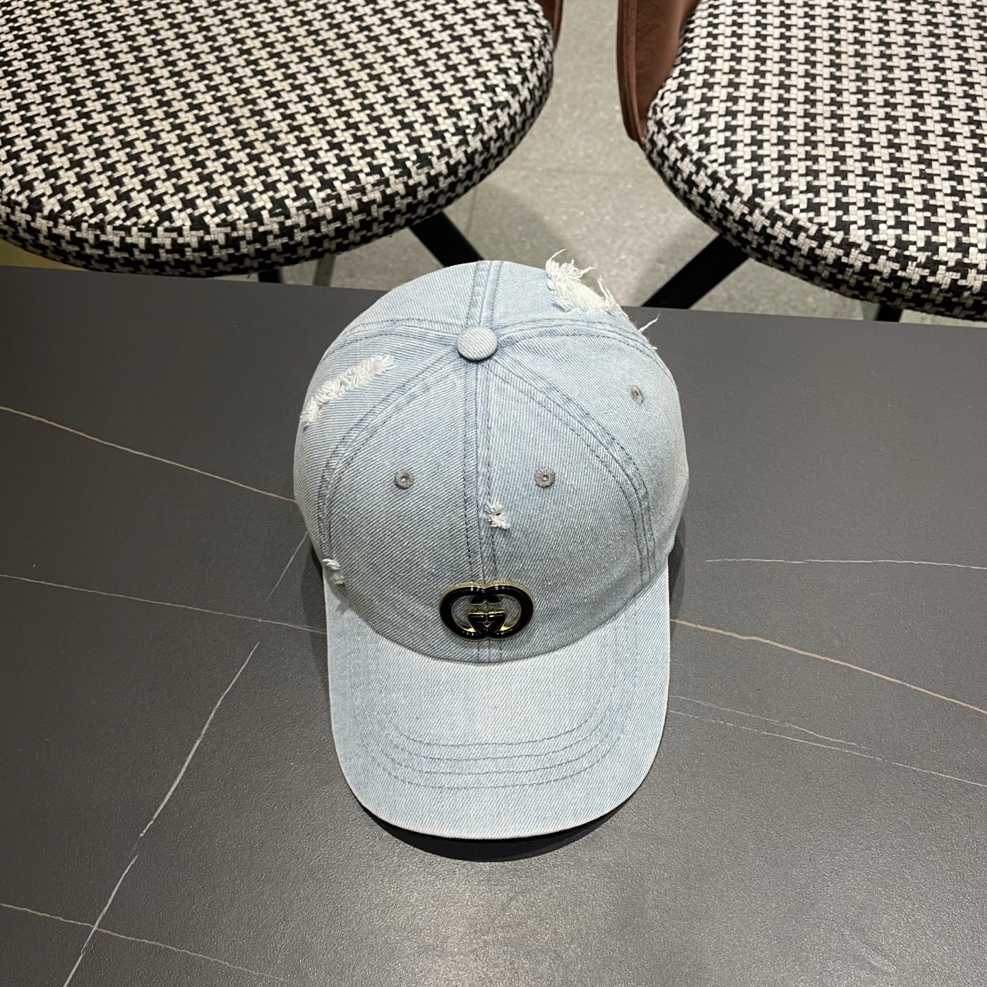 Gucci古奇新款甜辣风复古美式水洗牛仔黑色浅蓝磨破 薄款软顶弯檐棒球帽