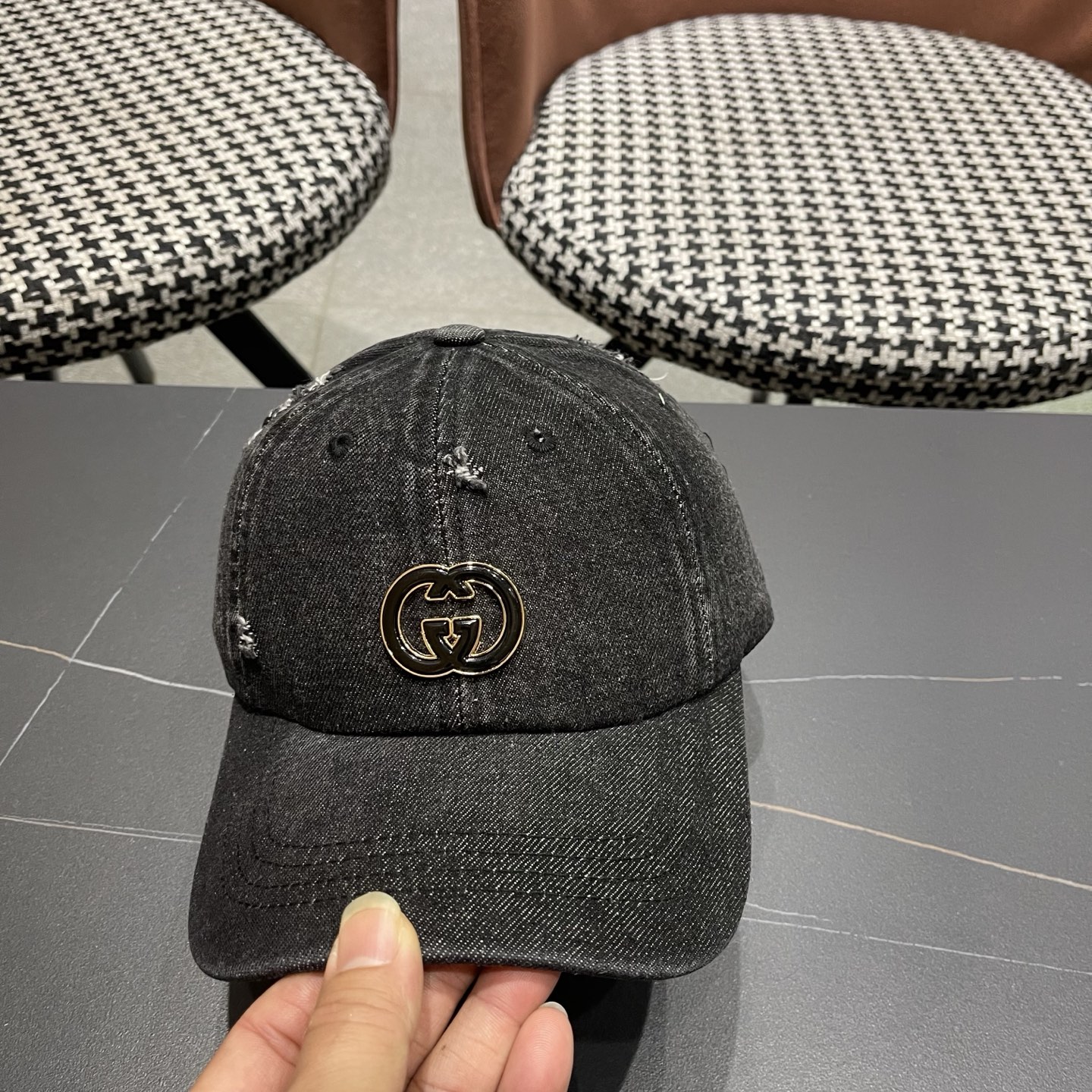 Gucci古奇新款甜辣风复古美式水洗牛仔黑色浅蓝磨破 薄款软顶弯檐棒球帽