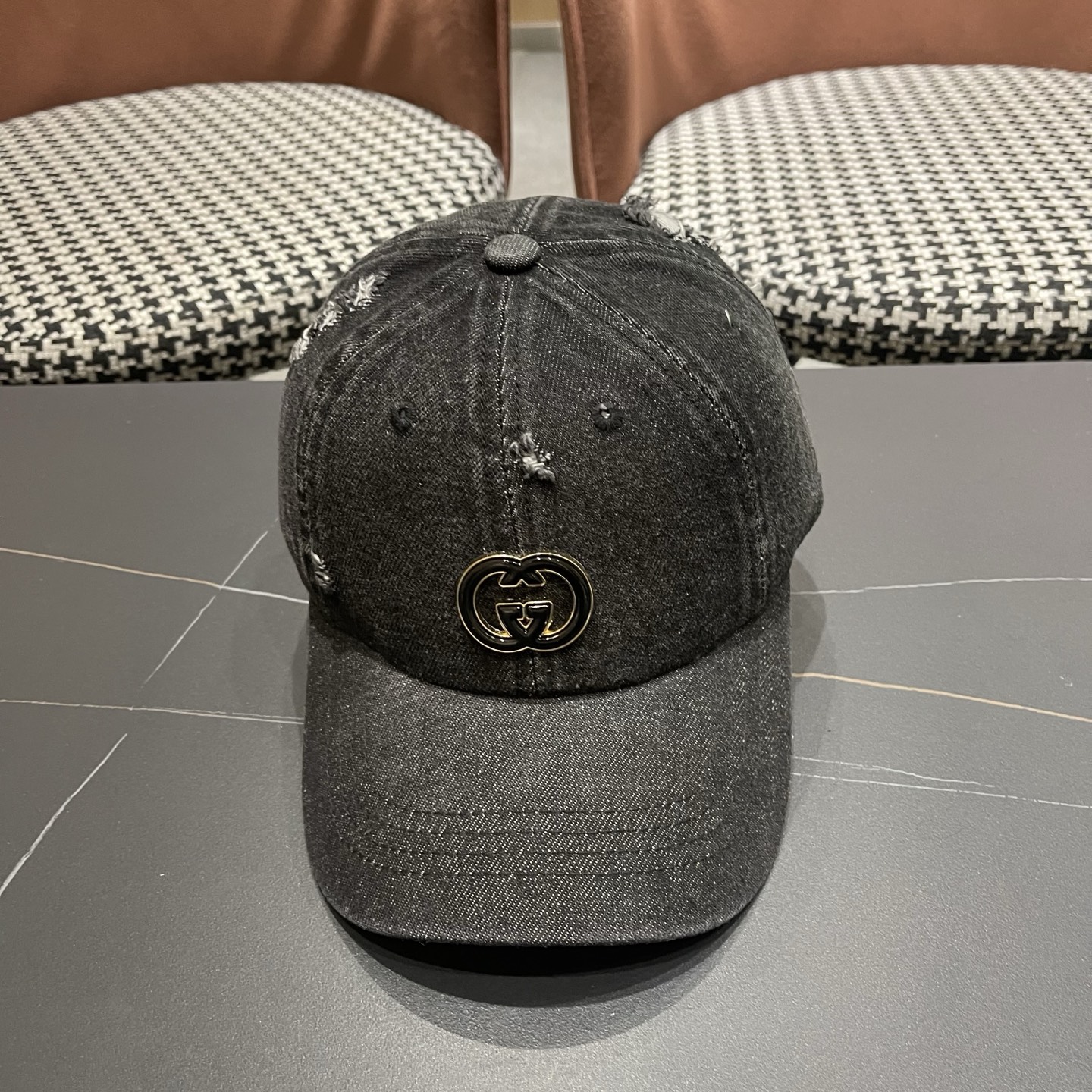 Gucci古奇新款甜辣风复古美式水洗牛仔黑色浅蓝磨破 薄款软顶弯檐棒球帽