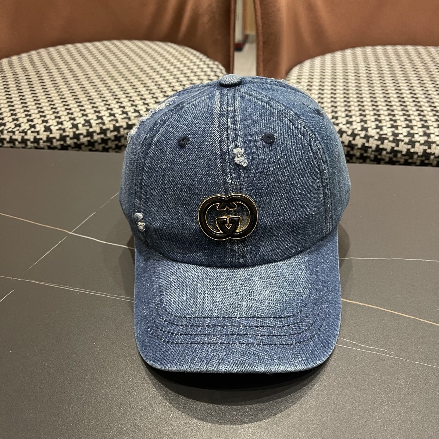 Gucci古奇新款甜辣风复古美式水洗牛仔黑色浅蓝磨破 薄款软顶弯檐棒球帽