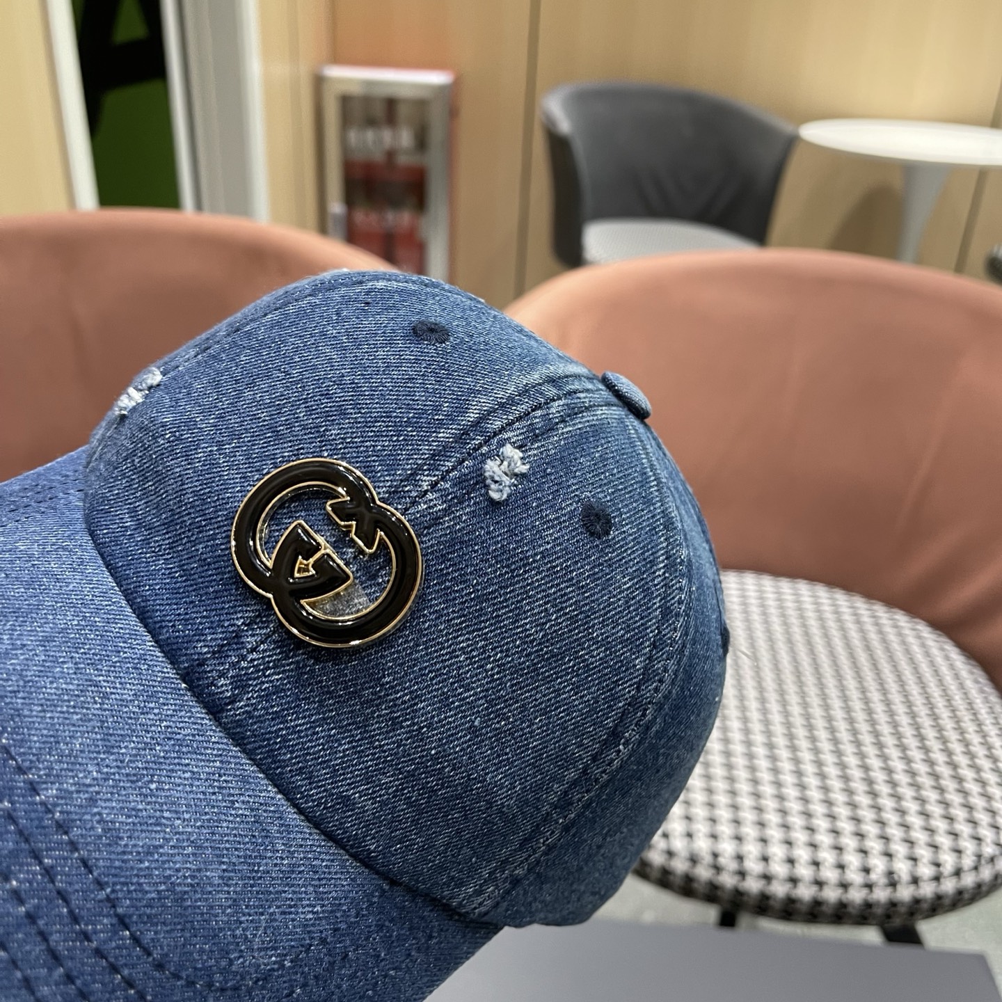 Gucci古奇新款甜辣风复古美式水洗牛仔黑色浅蓝磨破 薄款软顶弯檐棒球帽