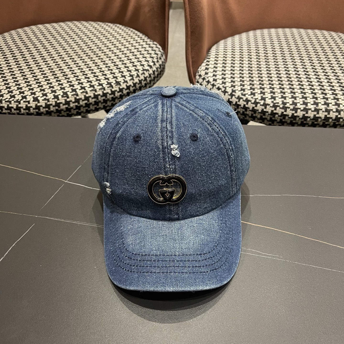 Gucci古奇新款甜辣风复古美式水洗牛仔黑色浅蓝磨破 薄款软顶弯檐棒球帽