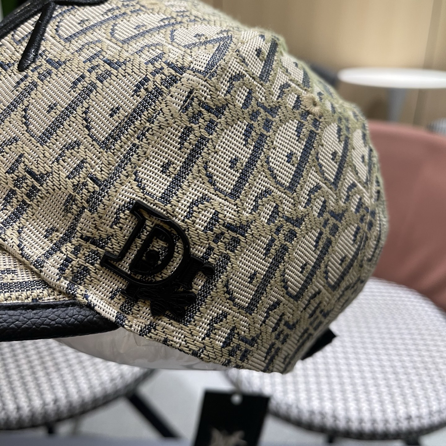 迪奥Dior 新款满印字母帽子男女春款鸭舌帽显脸小硬顶棒球帽户外休闲遮阳帽