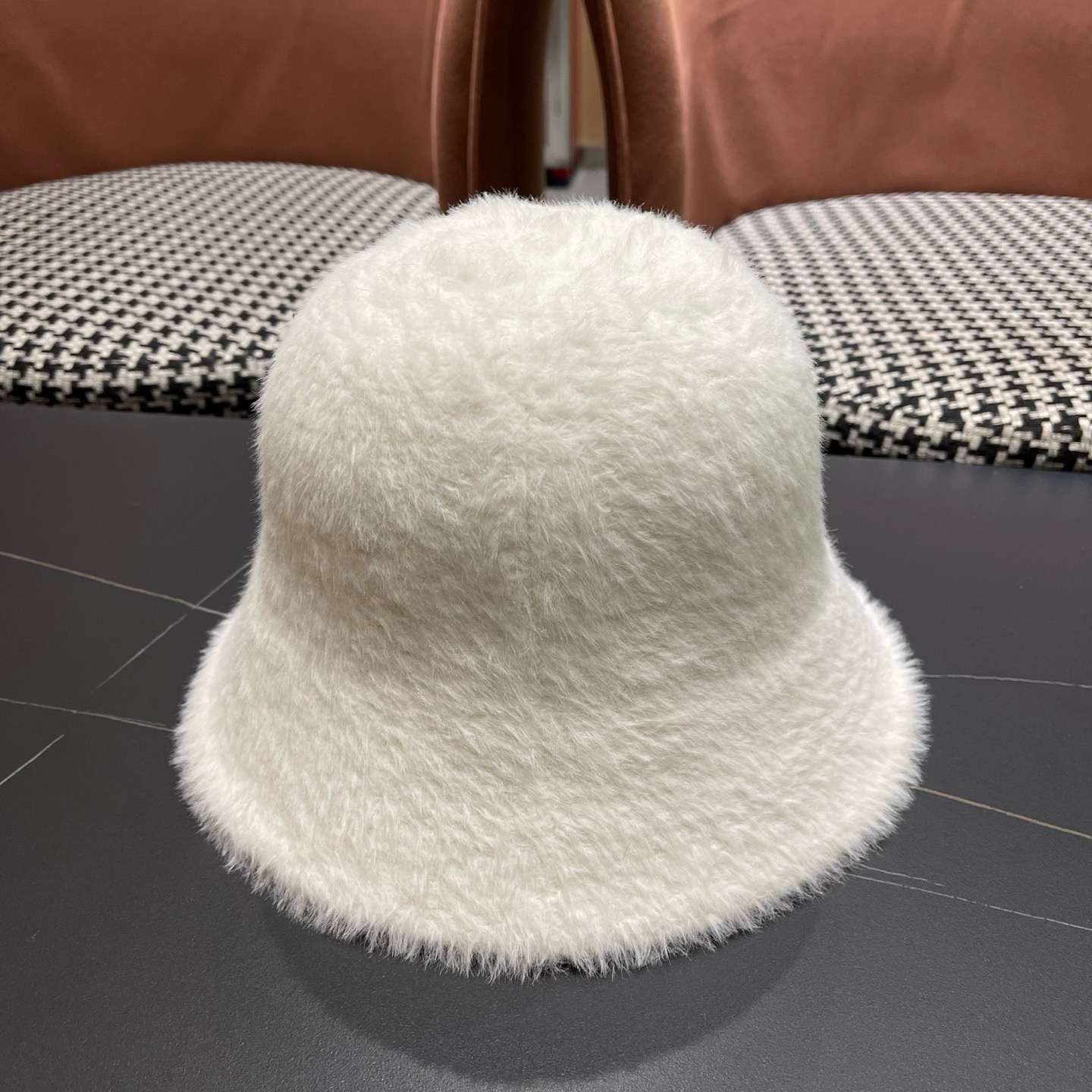 Fendi hat Japan purchasing plush warm bucket hat for women autumn winter casual versatile face-showing small basin hat fisherman hat trendy — photo 6