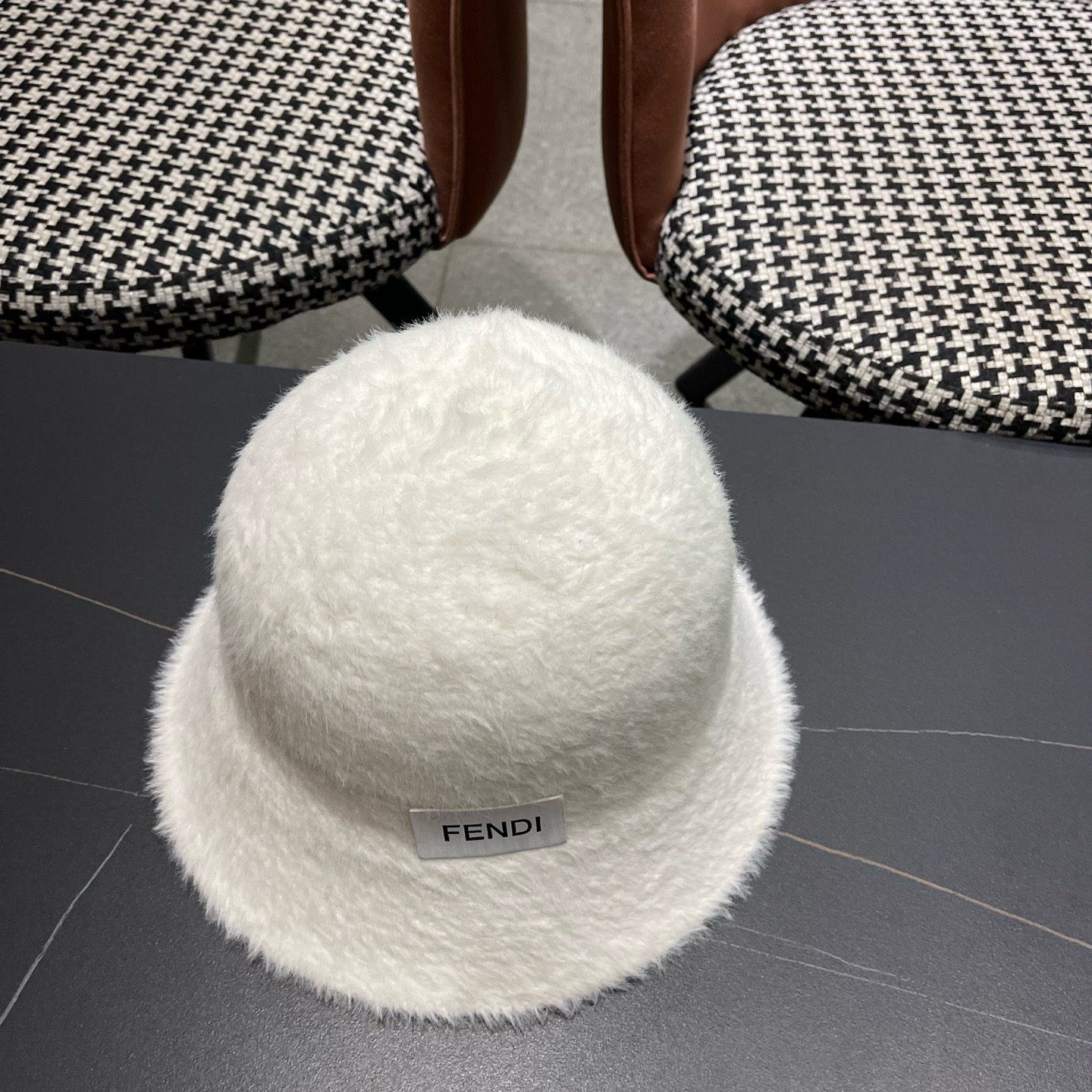 Fendi hat Japan purchasing plush warm bucket hat for women autumn winter casual versatile face-showing small basin hat fisherman hat trendy — photo 5