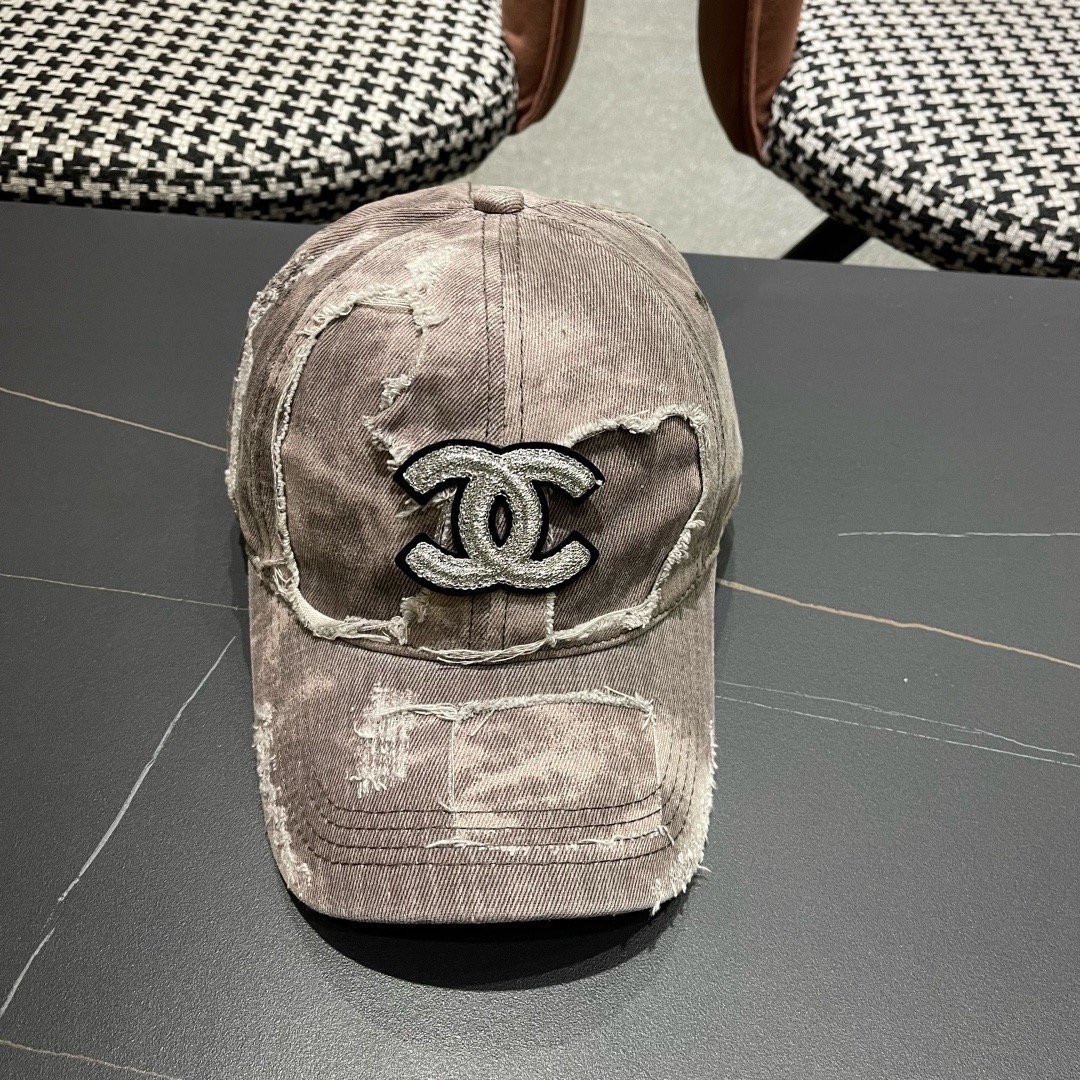 NO:949889,CHANEL Chanel's new baseball cap, new model shipped, big brand style is super easy to match, hurry up and get it!  hat straw hat bucket hat baseball cap,hat,chanel,chanel,espadrilles,hats19860909CHANEL香奈儿 新款棒球帽,新款出货,大牌款超好搭配,赶紧入手！帽子草帽渔夫帽棒球帽,帽子,chanel,chanel,espadrilles,hats,hat