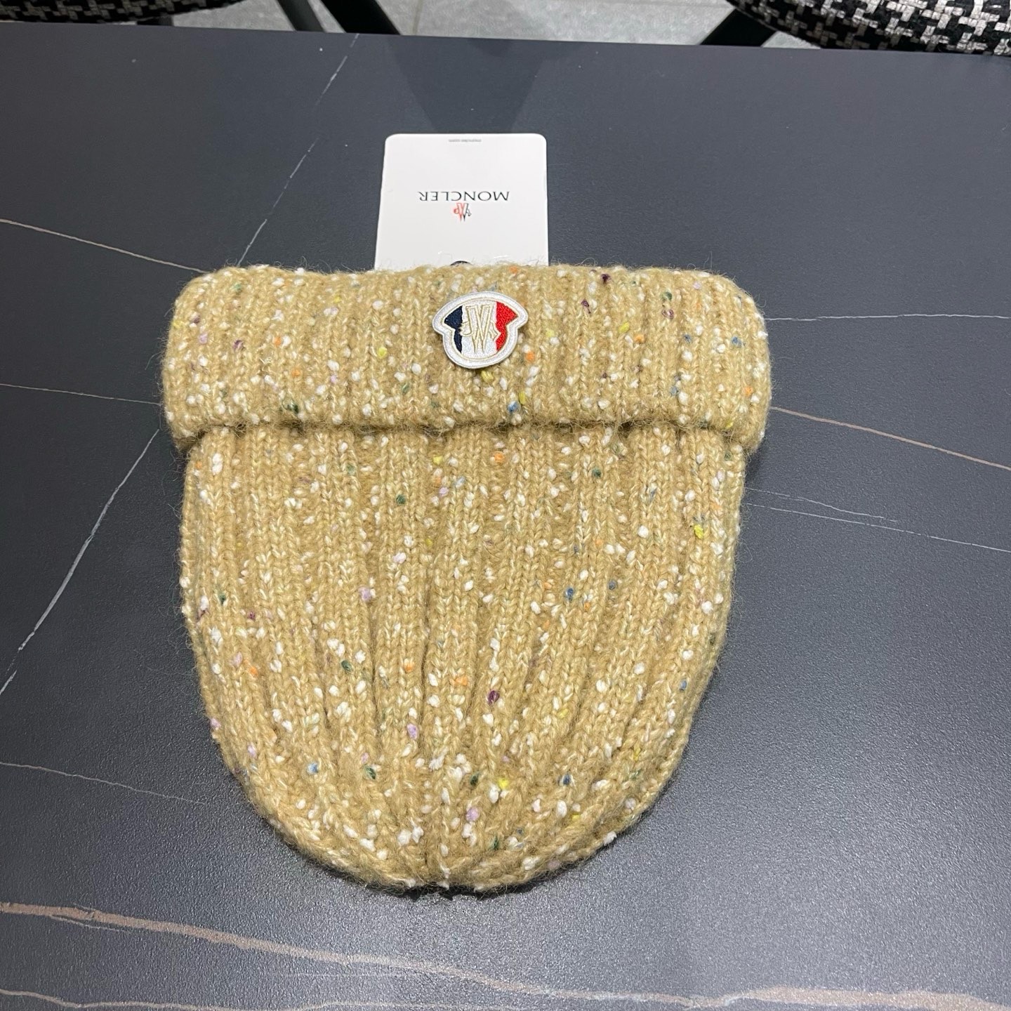 Moncler 日系彩点毛线帽子女秋冬新款防寒护耳保暖冷帽大头围毛球针织帽