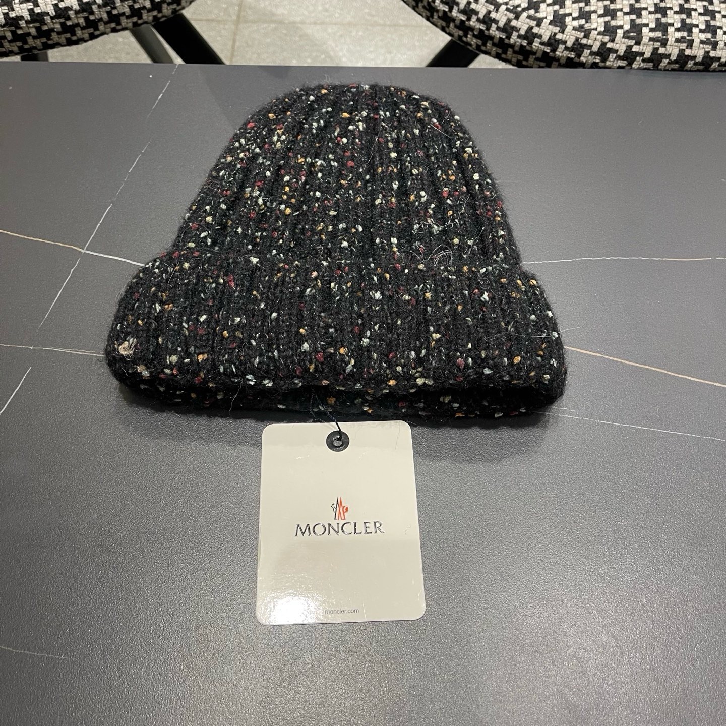 Moncler 日系彩点毛线帽子女秋冬新款防寒护耳保暖冷帽大头围毛球针织帽