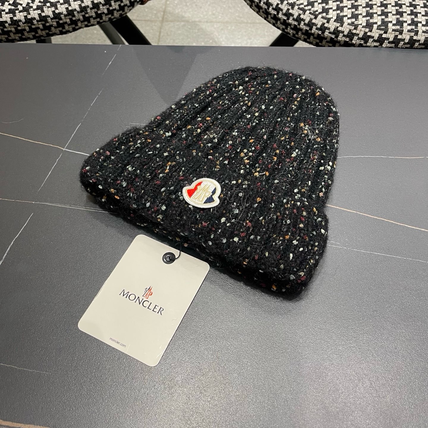 Moncler 日系彩点毛线帽子女秋冬新款防寒护耳保暖冷帽大头围毛球针织帽