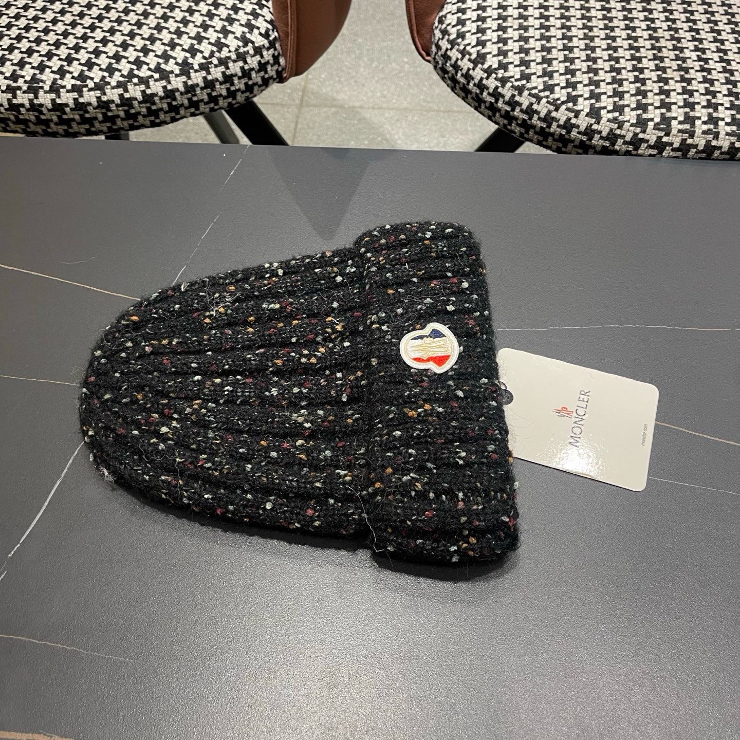 Moncler 日系彩点毛线帽子女秋冬新款防寒护耳保暖冷帽大头围毛球针织帽