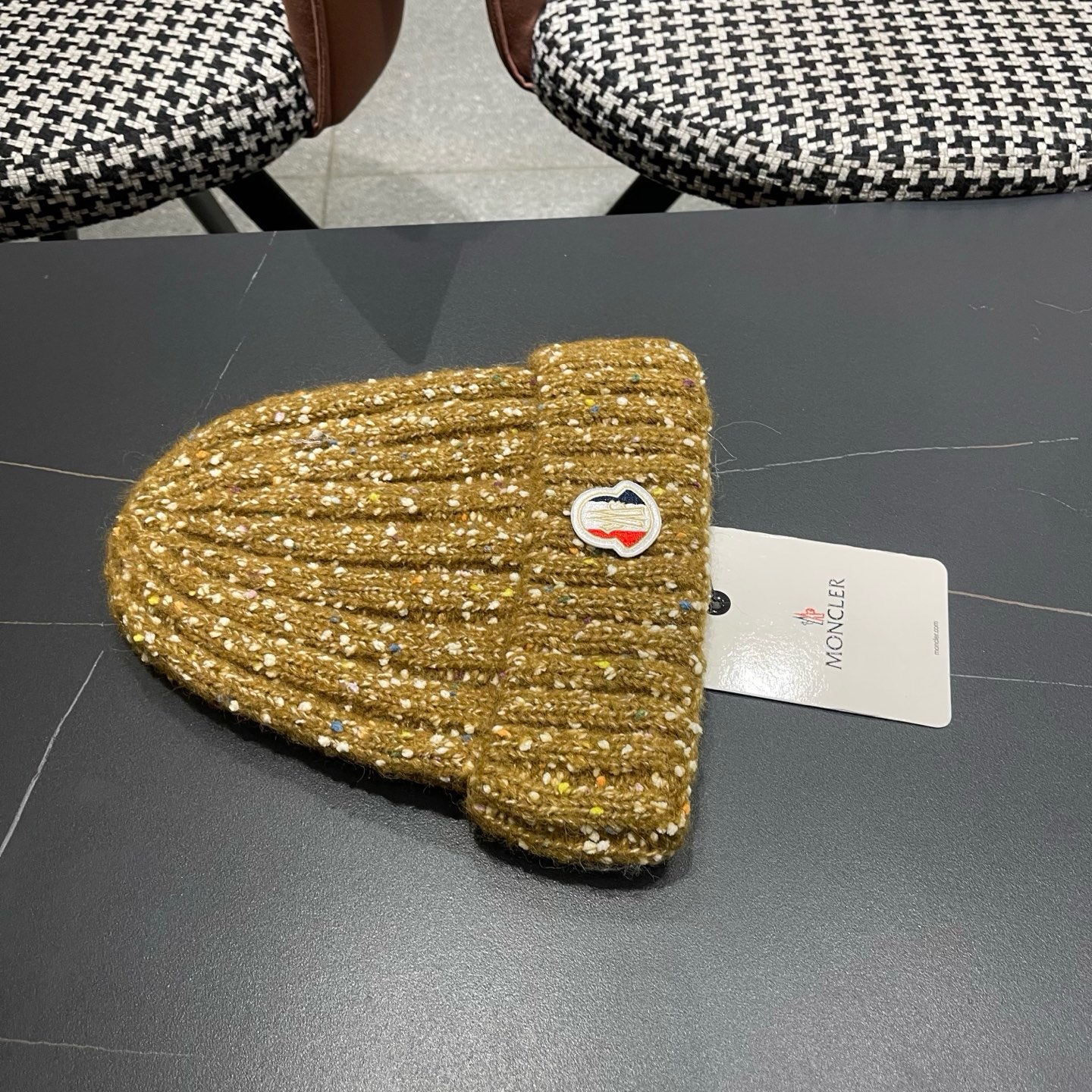 Moncler 日系彩点毛线帽子女秋冬新款防寒护耳保暖冷帽大头围毛球针织帽