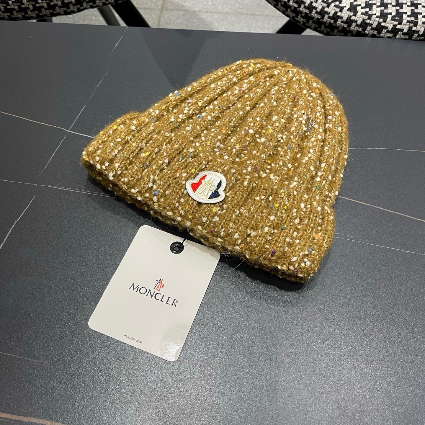 Moncler 日系彩点毛线帽子女秋冬新款防寒护耳保暖冷帽大头围毛球针织帽