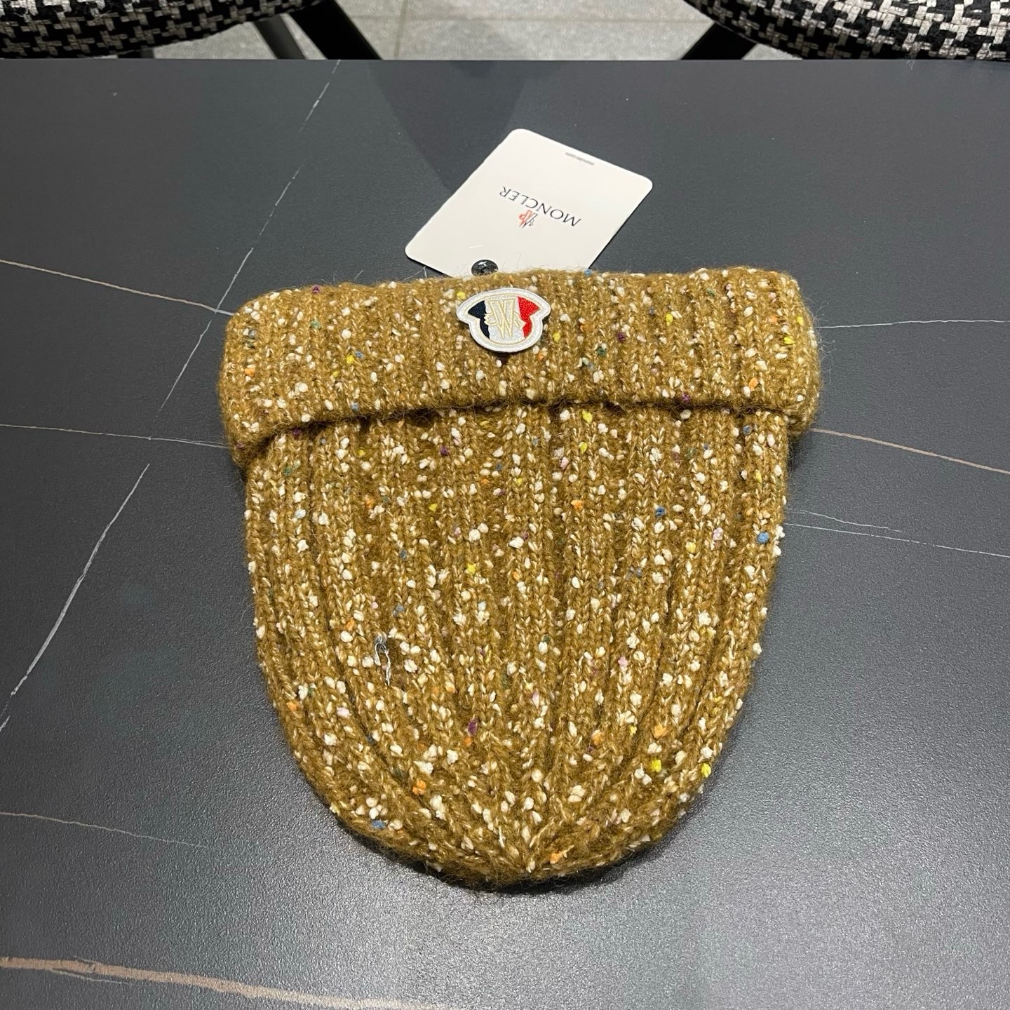 Moncler 日系彩点毛线帽子女秋冬新款防寒护耳保暖冷帽大头围毛球针织帽