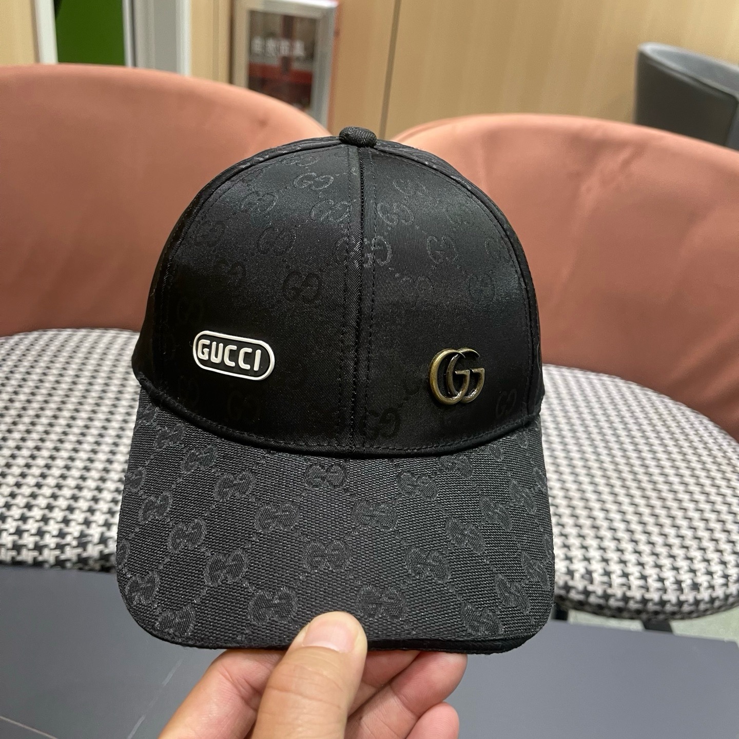 Gucci(古奇)经典原单棒球帽😍专柜1:1开模订制，最高版本，实物拍摄，四季百搭男女适用，基础头围56，贴片可调节。
