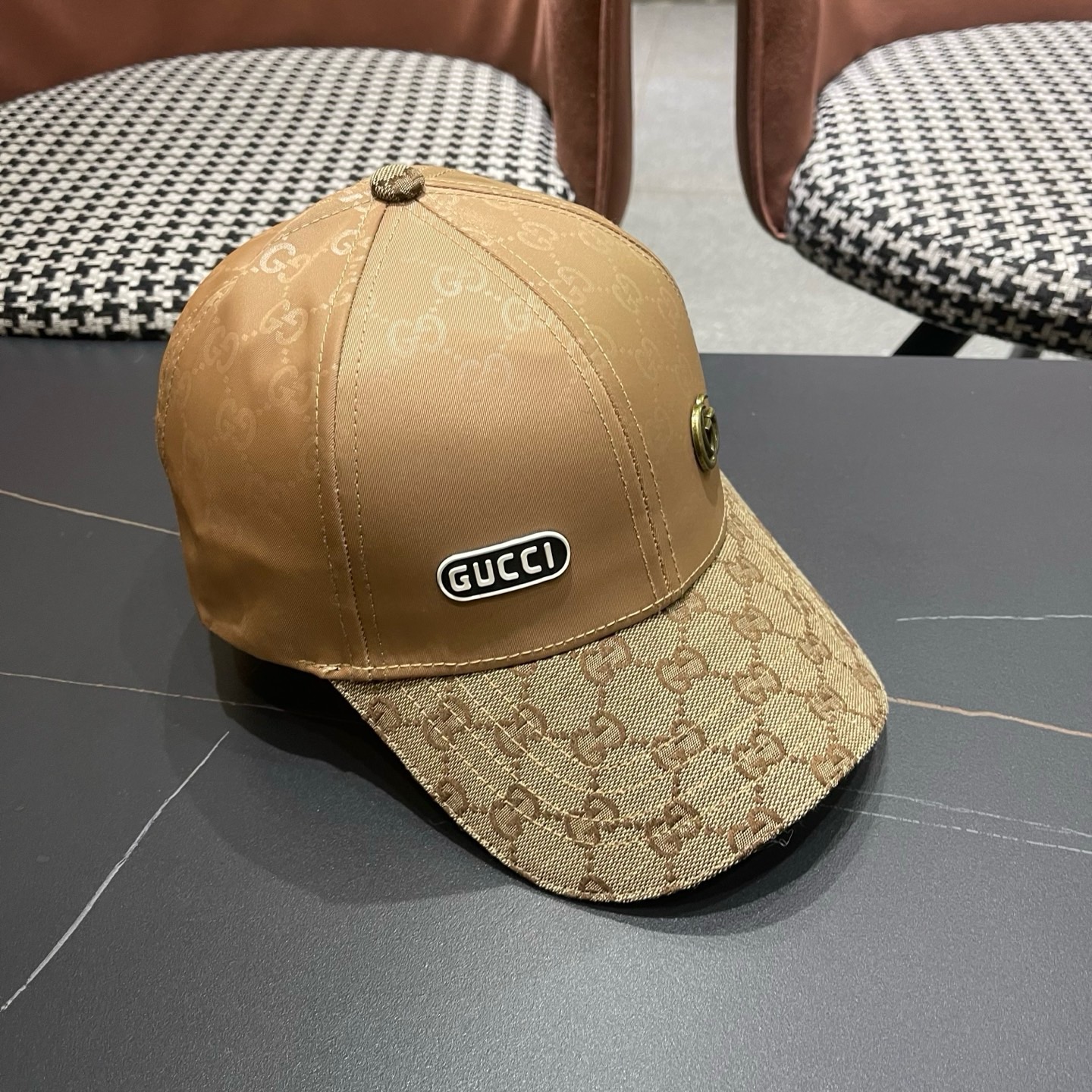 Gucci(古奇)经典原单棒球帽😍专柜1:1开模订制，最高版本，实物拍摄，四季百搭男女适用，基础头围56，贴片可调节。