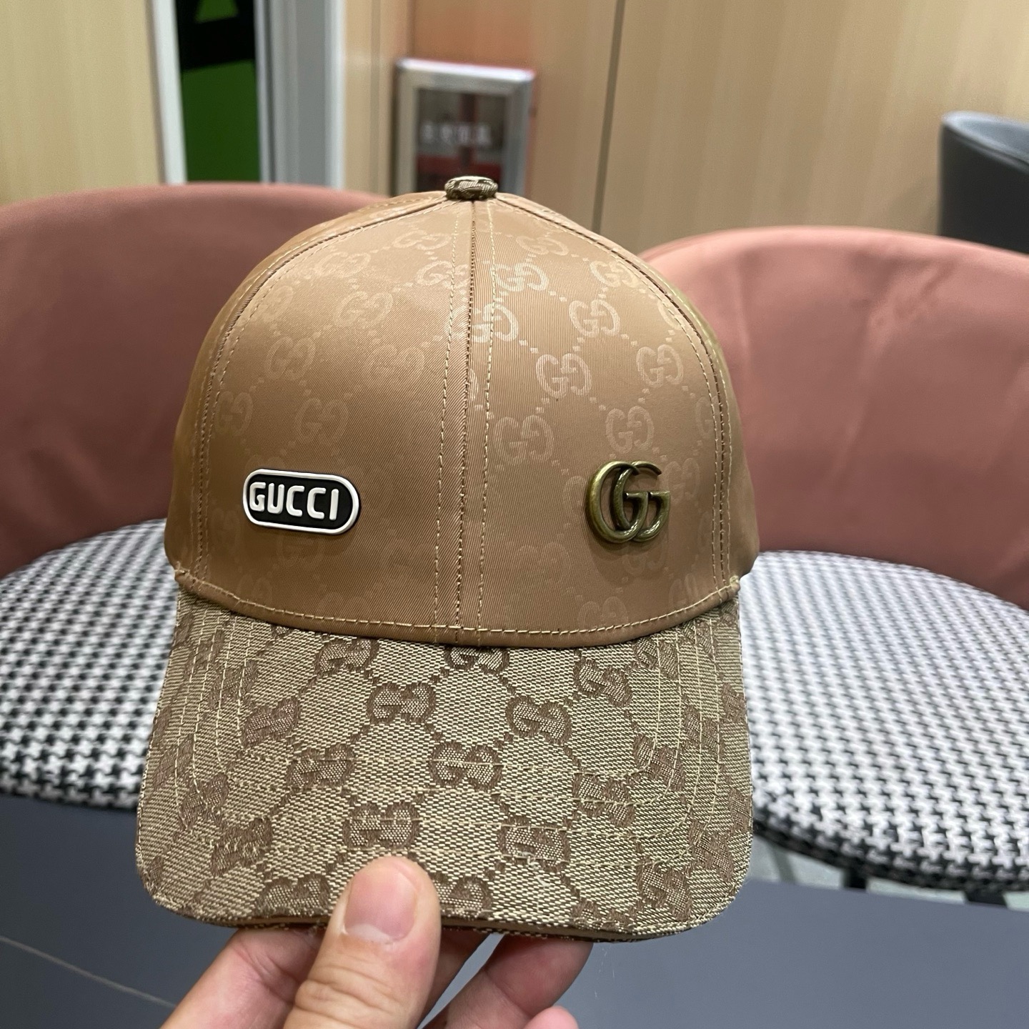 Gucci(古奇)经典原单棒球帽😍专柜1:1开模订制，最高版本，实物拍摄，四季百搭男女适用，基础头围56，贴片可调节。