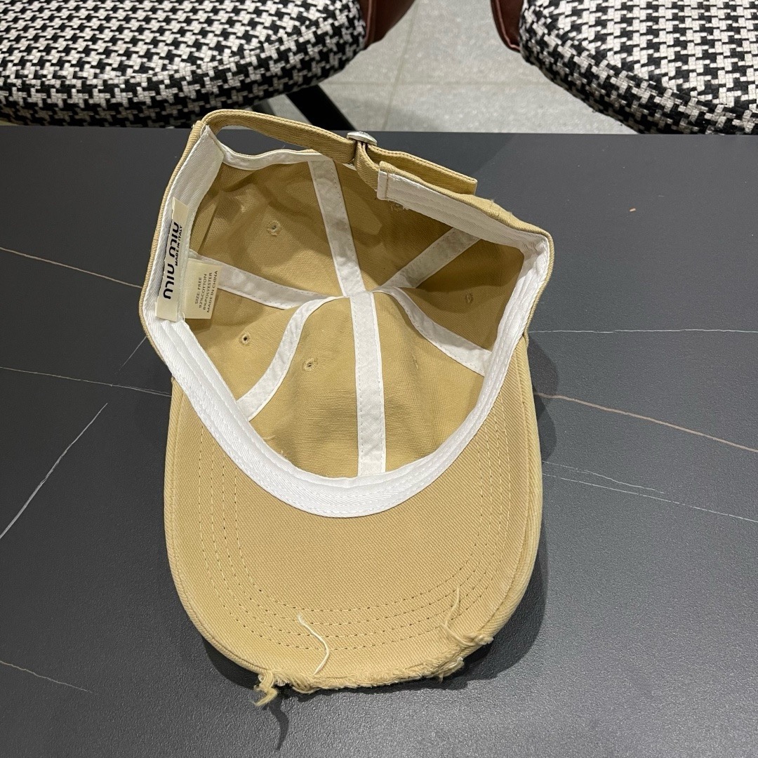 谬谬miumiu 原单春夏新款棒球帽，正品开模订制，原版做工细致质量超赞！