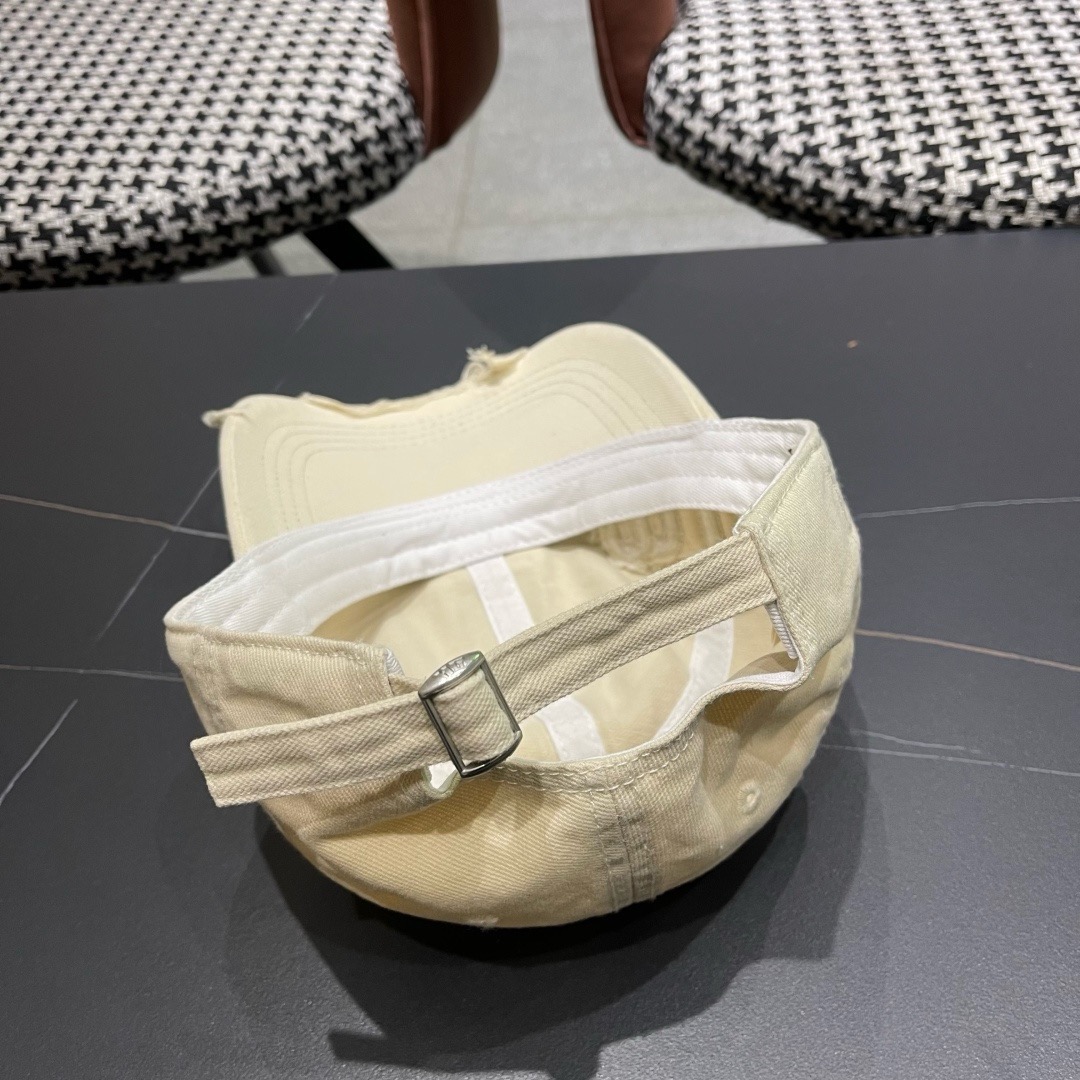 谬谬miumiu 原单春夏新款棒球帽，正品开模订制，原版做工细致质量超赞！