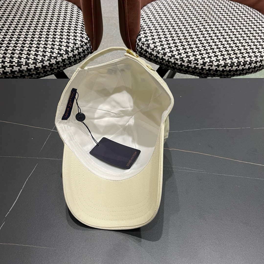 LV路易威登新款棒球帽风街头风十足更符合现在时尚小哥哥小姐姐的style，