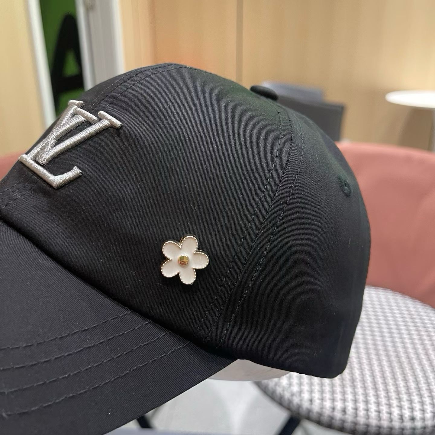 LV路易威登新款原单棒球帽，1:1开模订制，原版时尚帅气质量超赞，基础头围56，贴片可调节。