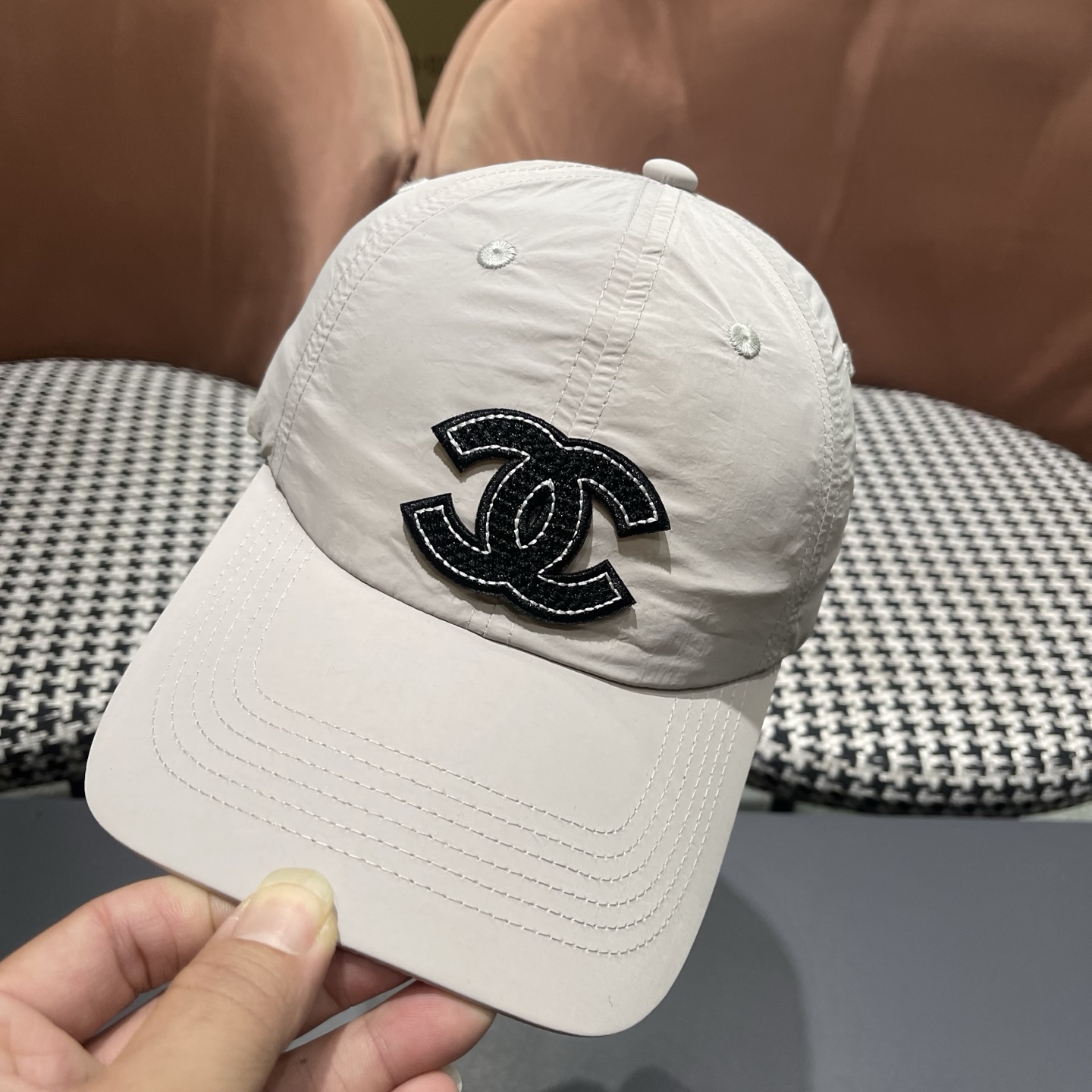 CHANEL 香奈儿 新款速干棒球帽 简约大气👈🏻👍休闲时尚👩潮流又有范👍百搭款！