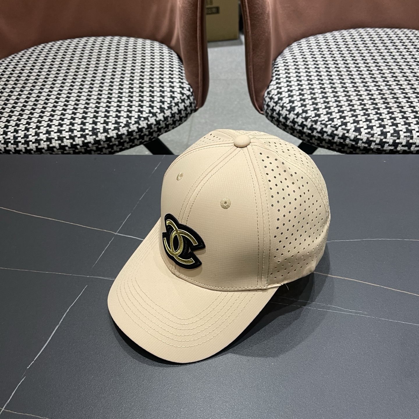 🧢CHANEL香奈儿～新款典经款棒球帽，细节做都工很精致，经典男女都🉑