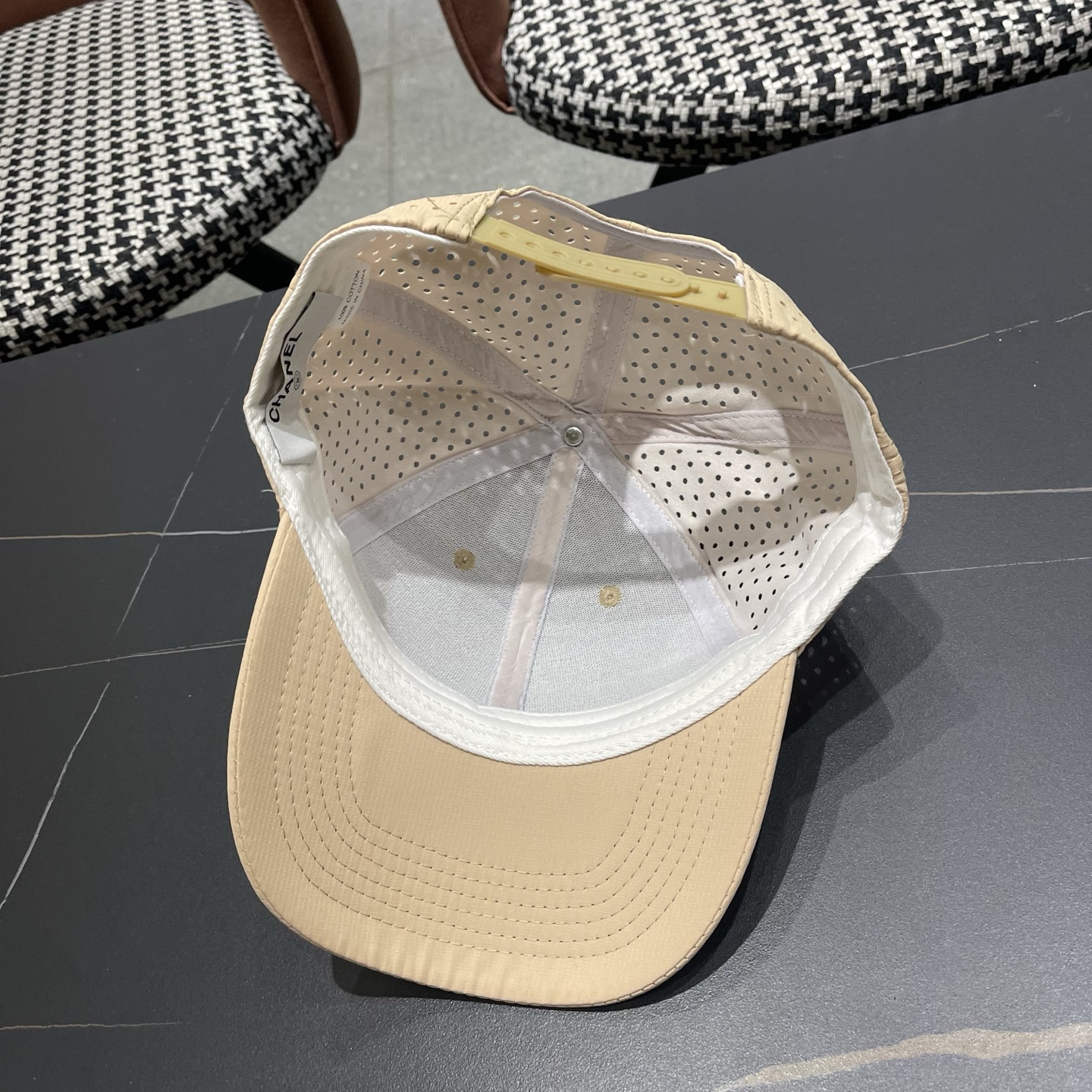 🧢CHANEL香奈儿～新款典经款棒球帽，细节做都工很精致，经典男女都🉑