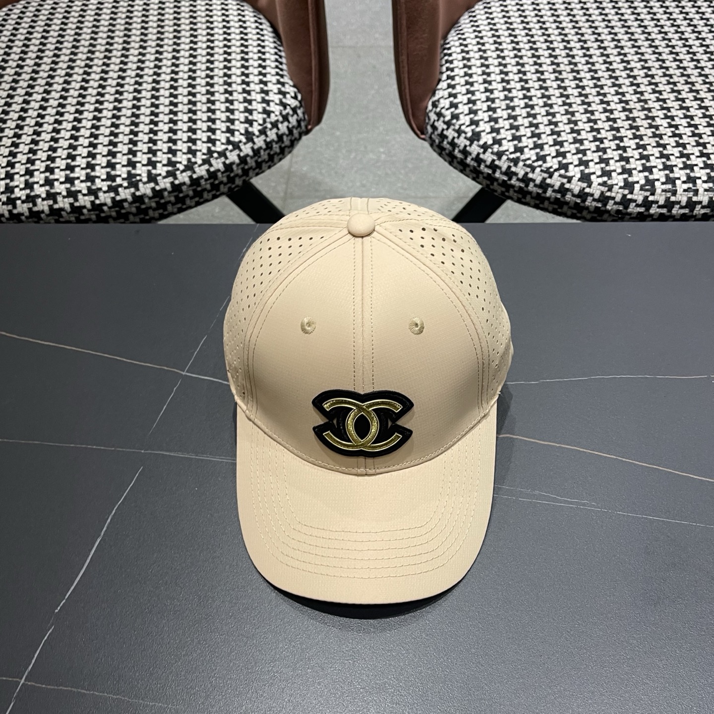 🧢CHANEL香奈儿～新款典经款棒球帽，细节做都工很精致，经典男女都🉑