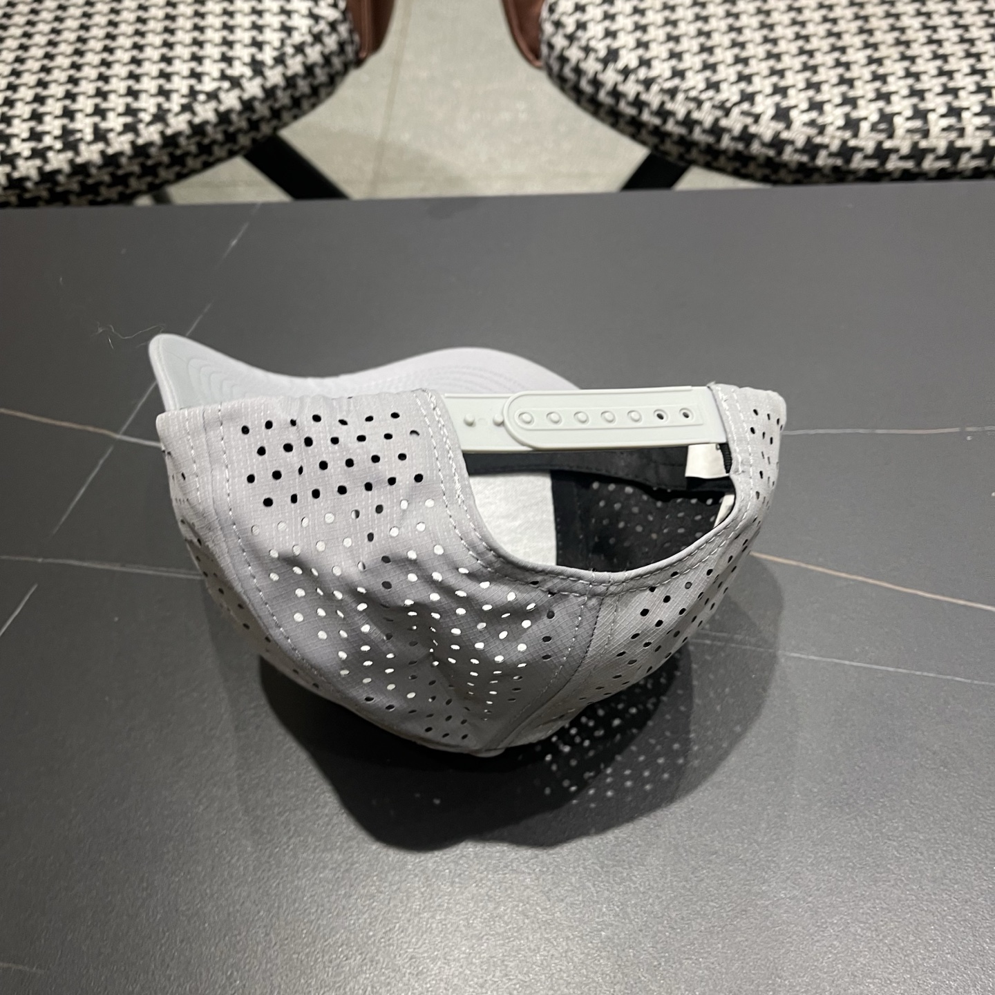 🧢CHANEL香奈儿～新款典经款棒球帽，细节做都工很精致，经典男女都🉑